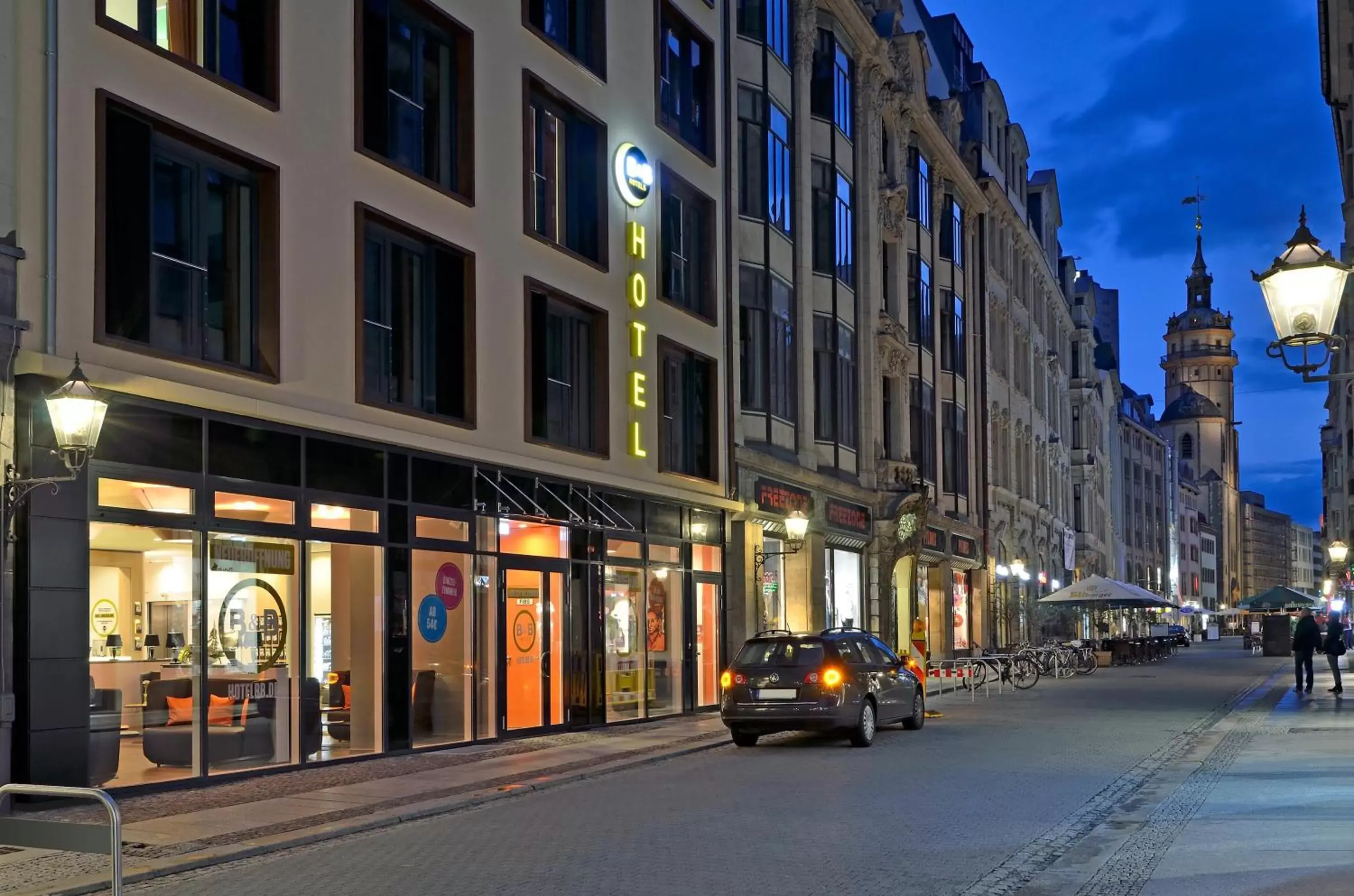 Property building in B&B Hotel Leipzig-City