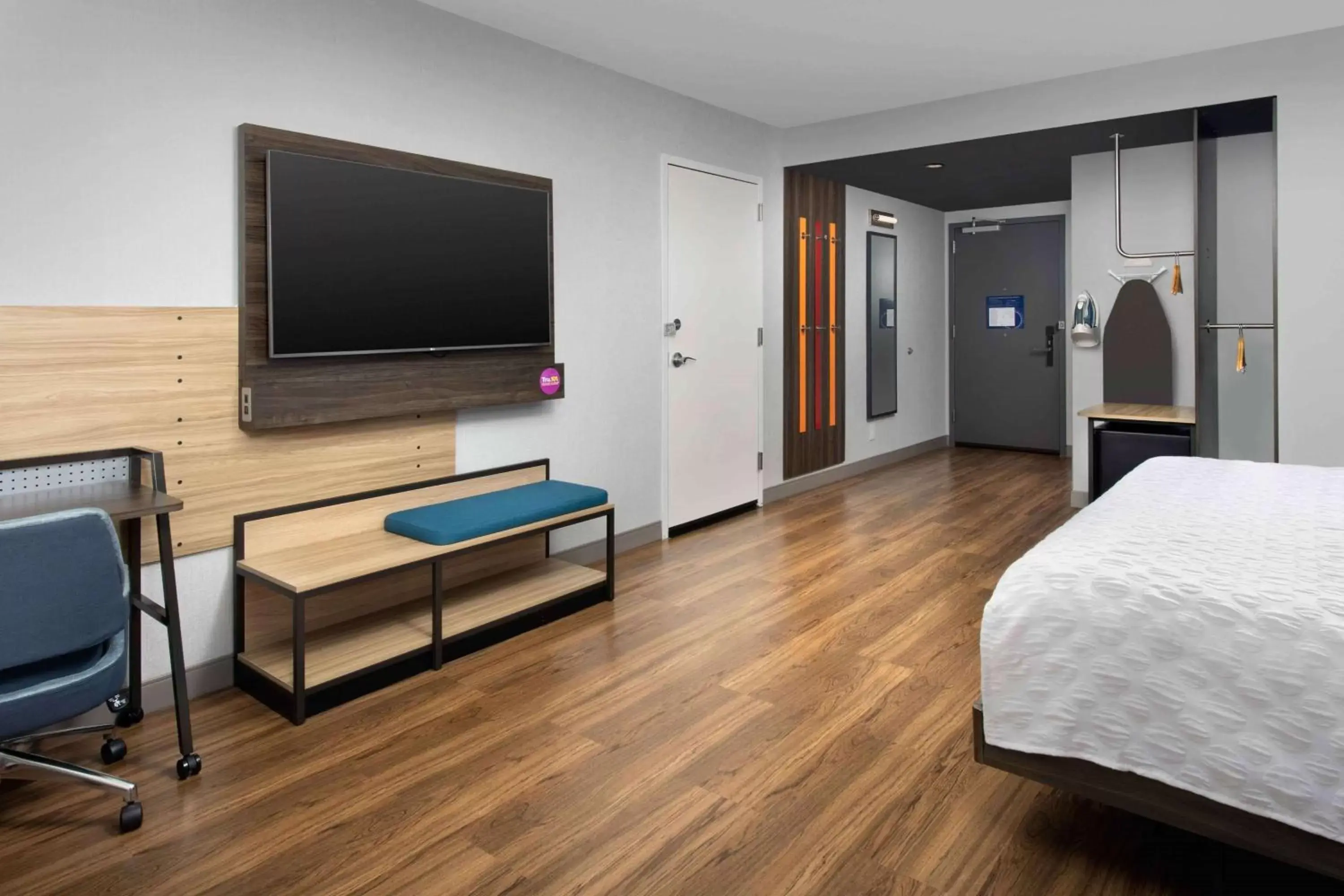 King Room - Hearing Access in Tru By Hilton Nashville Downtown Convention Center King Room - Hearing Access in Tru By Hilton Nashville Downtown Convention Center