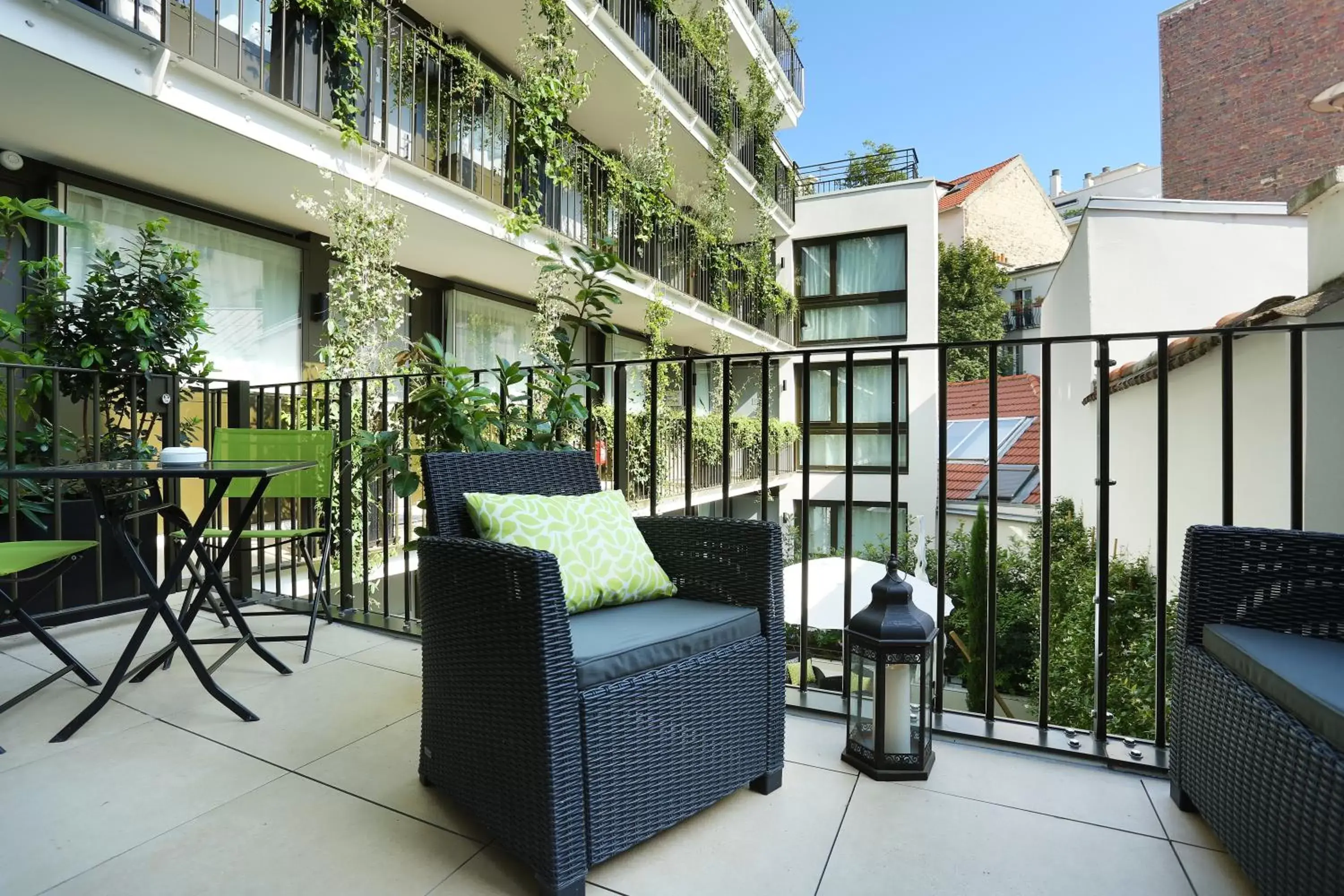 Balcony/Terrace in Jardins de Mademoiselle Hôtel & Spa