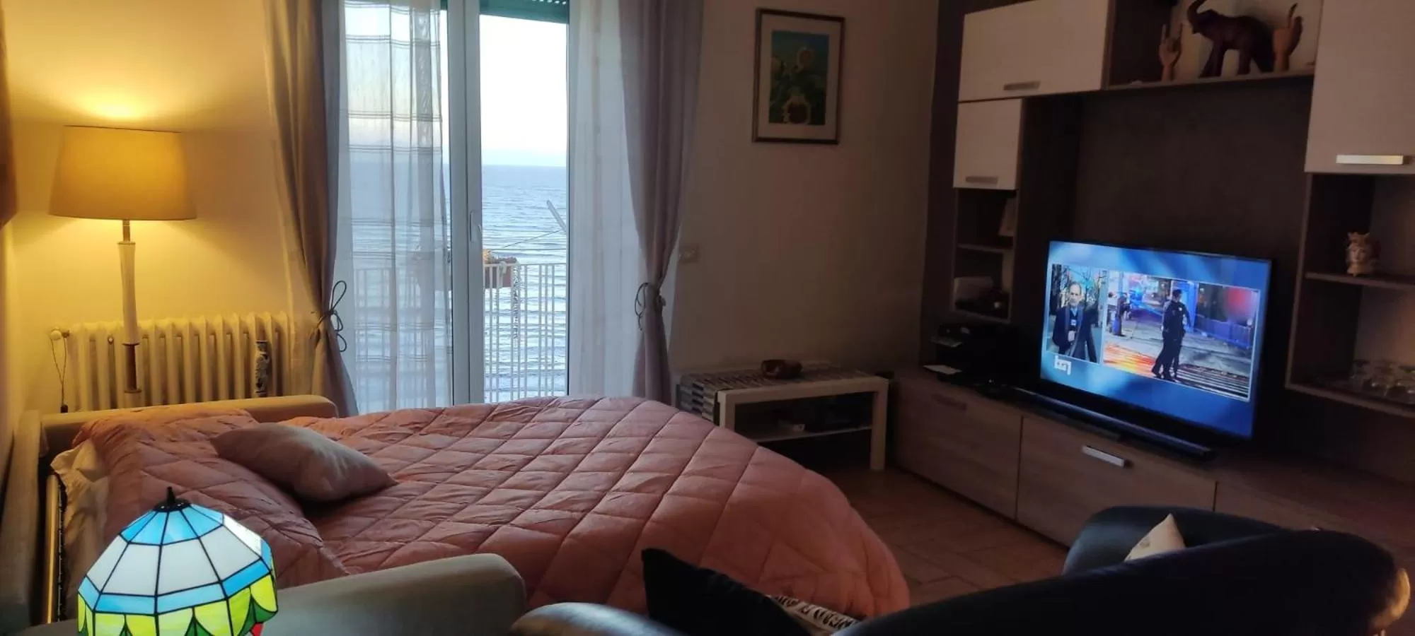 TV/Entertainment Center in Mediterraneo Travel