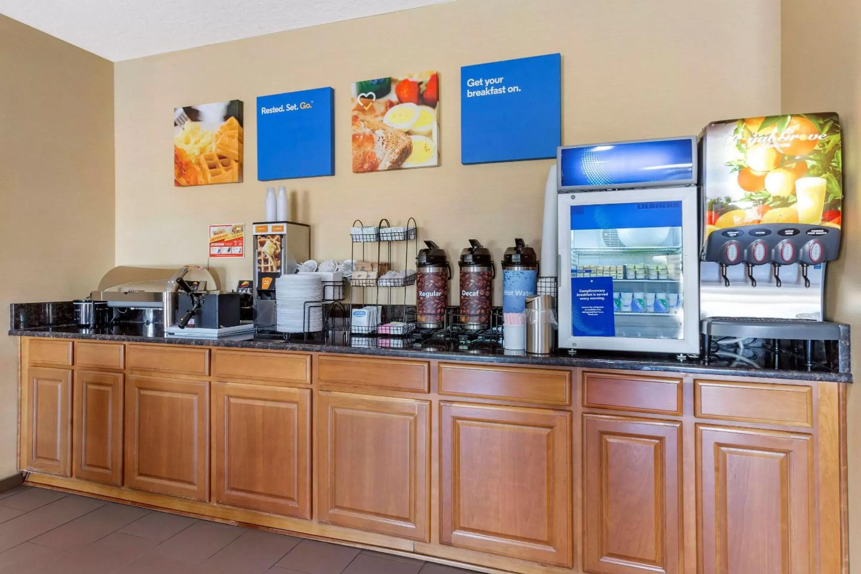 Restaurant/places to eat, Coffee/Tea Facilities in Comfort Inn & Suites Socorro