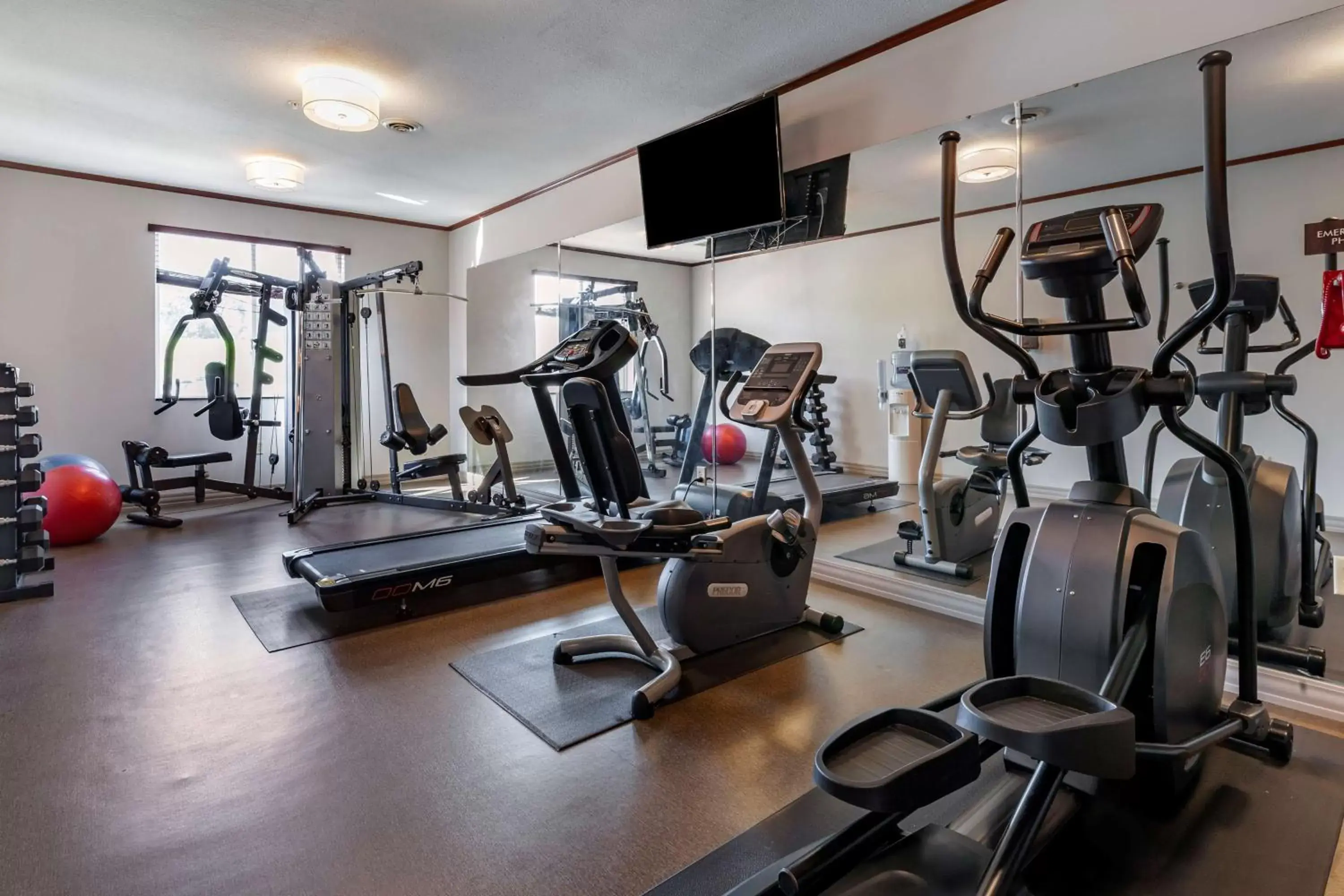 Spa and wellness centre/facilities, Fitness Center/Facilities in Best Western PLUS Sparta Trail Lodge