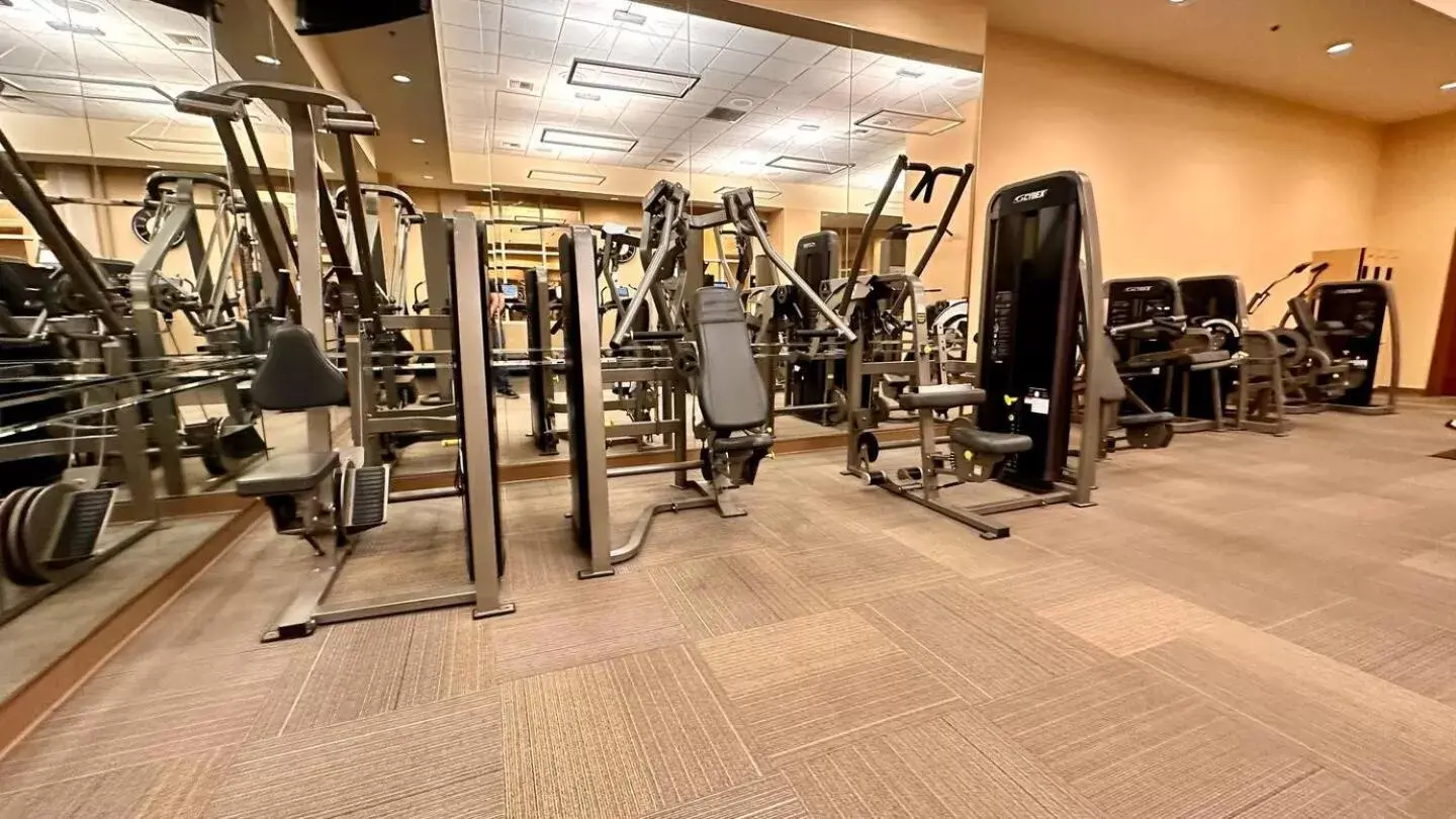 Fitness Center/Facilities in MGM Signature by FantasticStay
