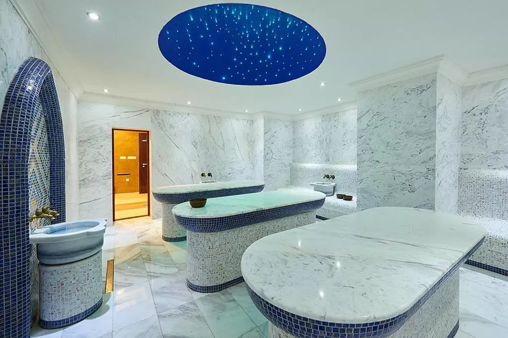 Massage in Penelopa Palace Apart Hotel & SPA