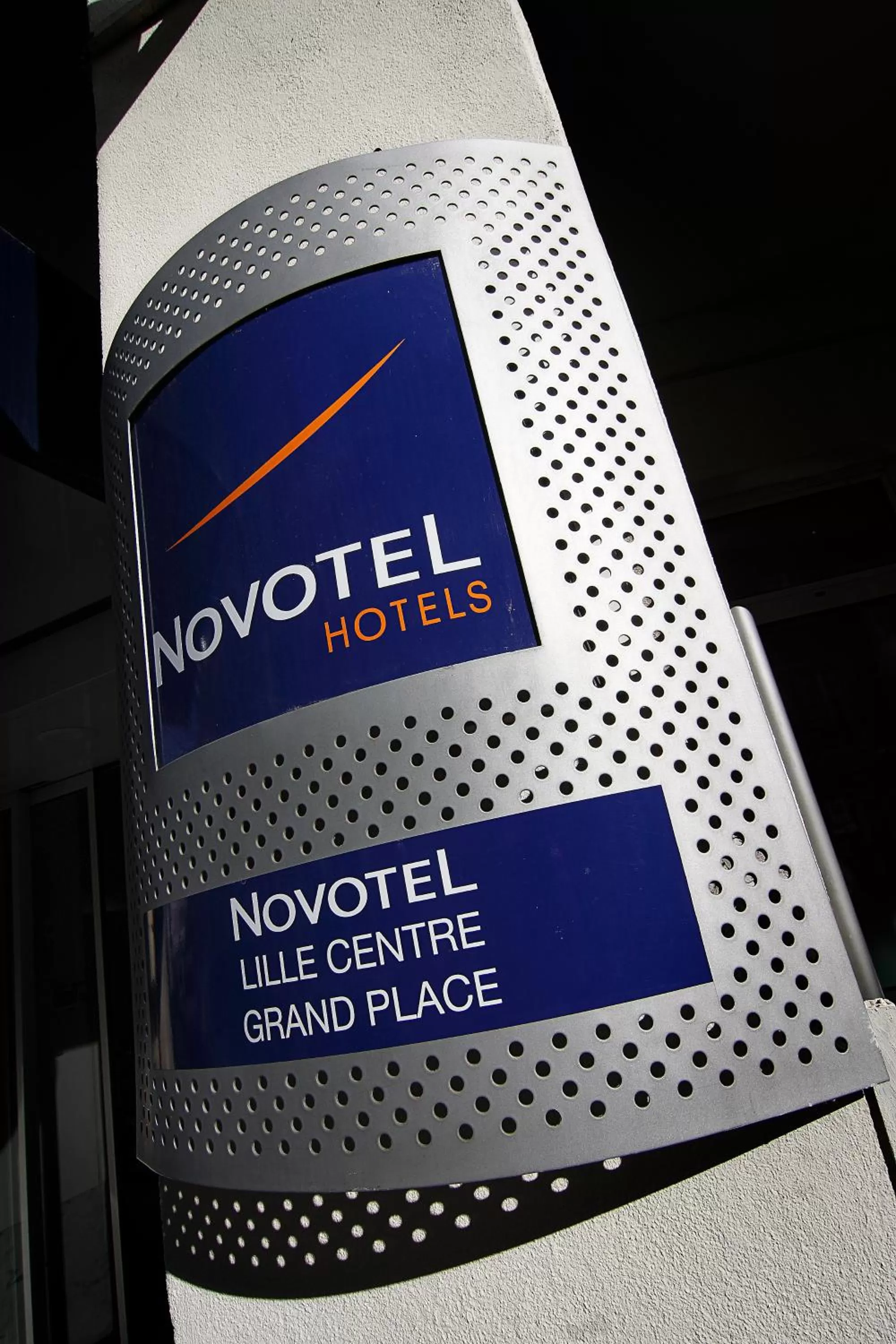Logo/Certificate/Sign in Novotel Lille Centre Grand Place