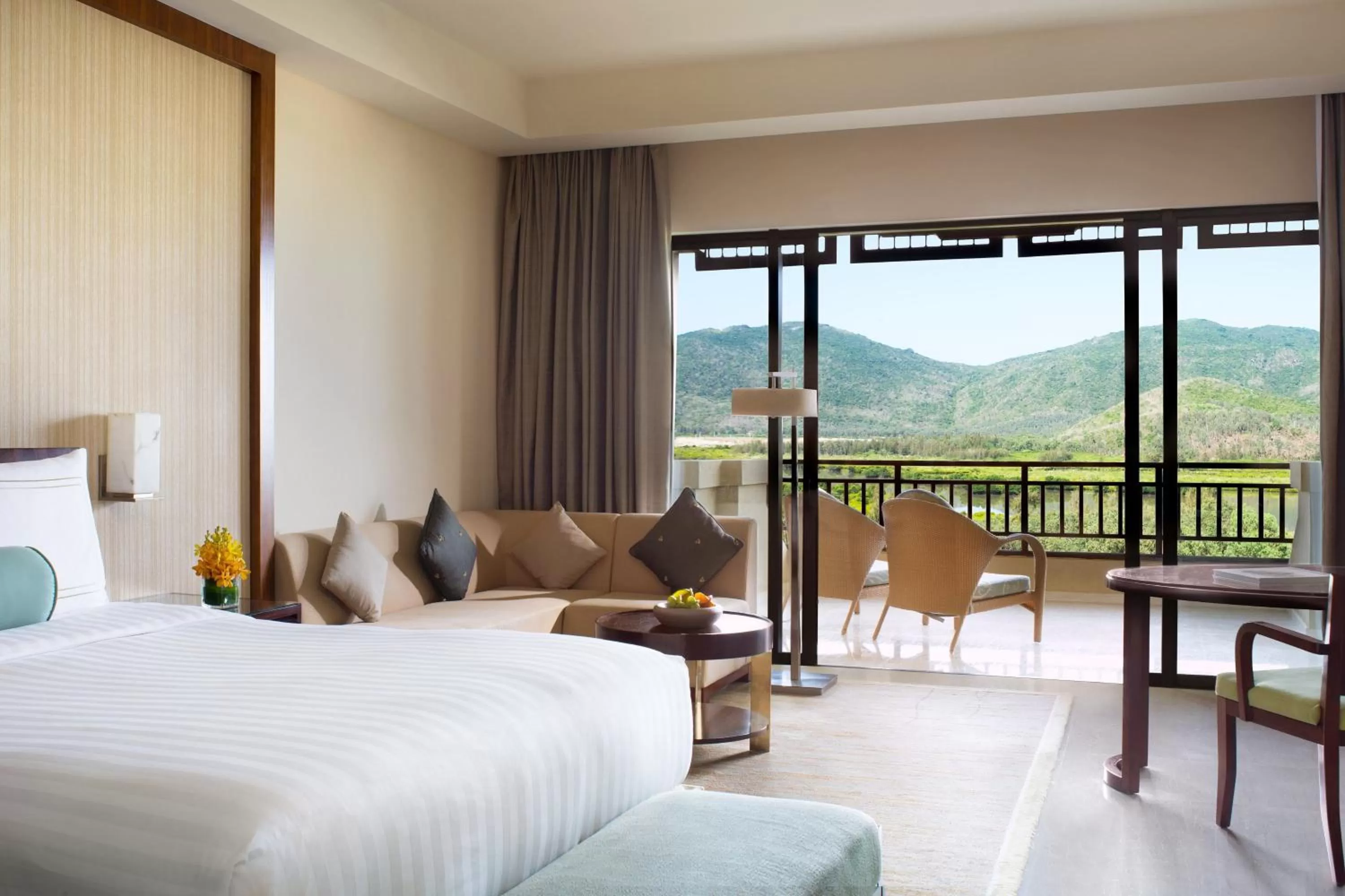 Photo of the whole room, Bed in The Ritz-Carlton Sanya, Yalong Bay