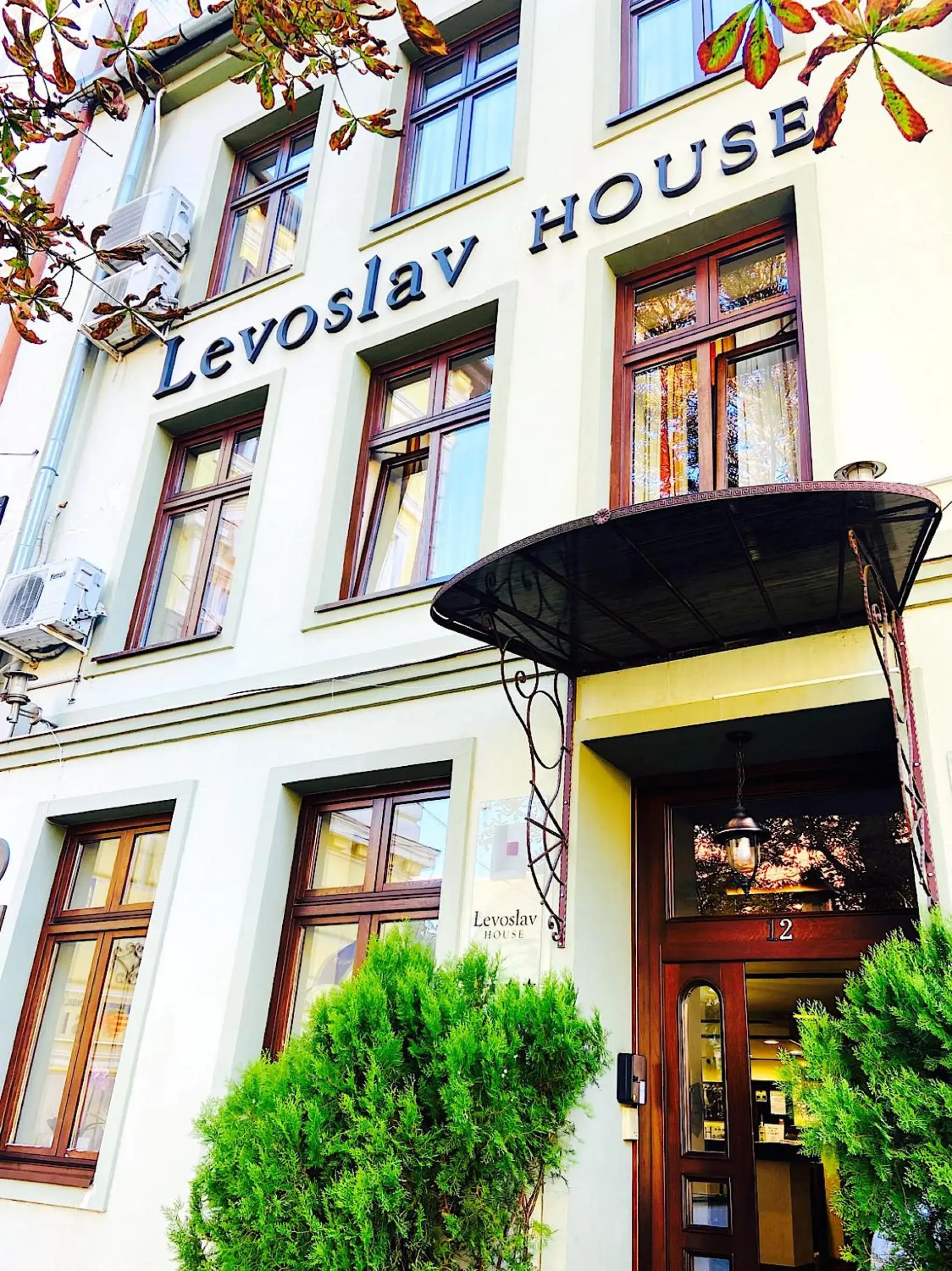 Property Building in Levoslav House Hotel