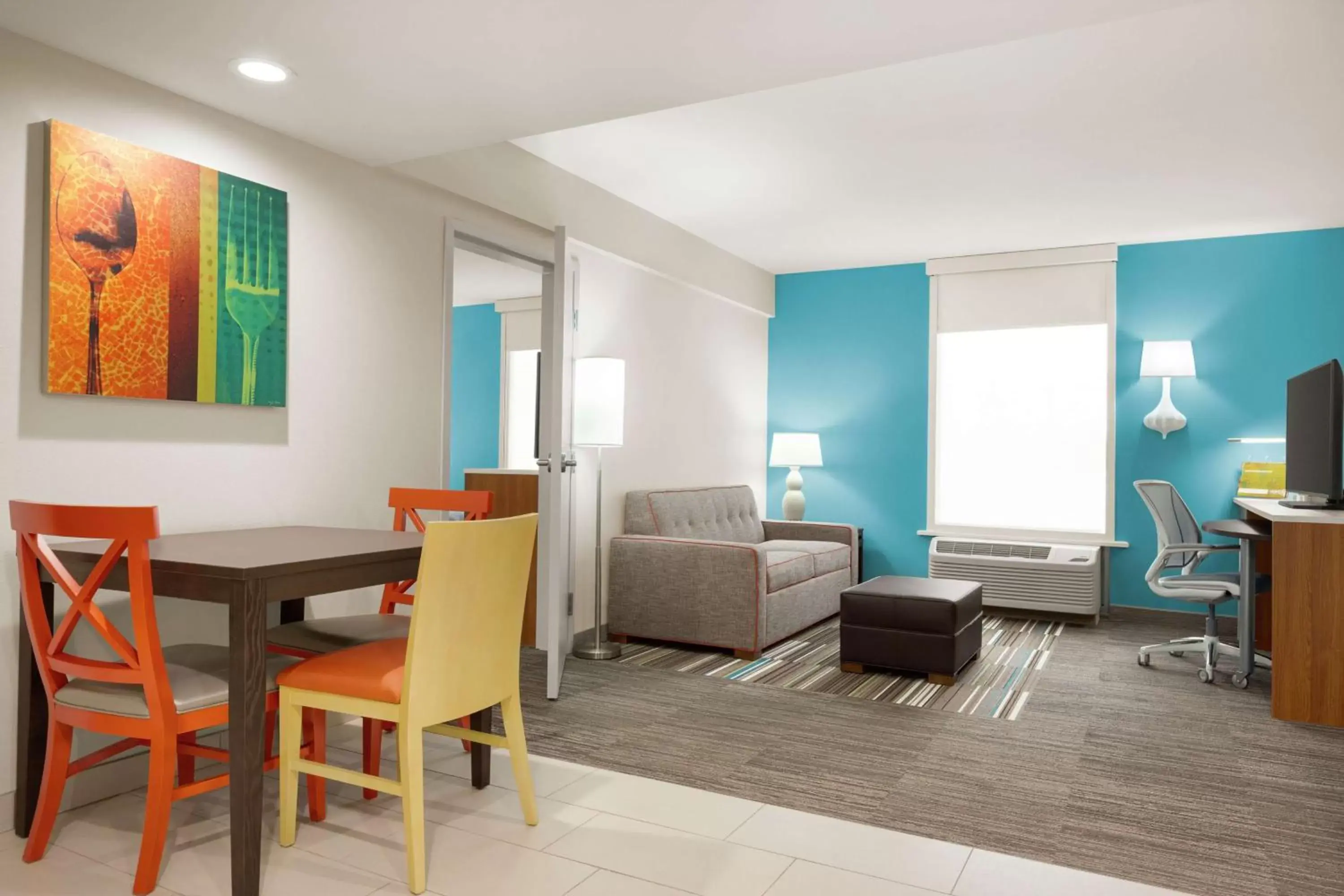 Bedroom in Home2 Suites by Hilton Woodbridge Potomac Mills