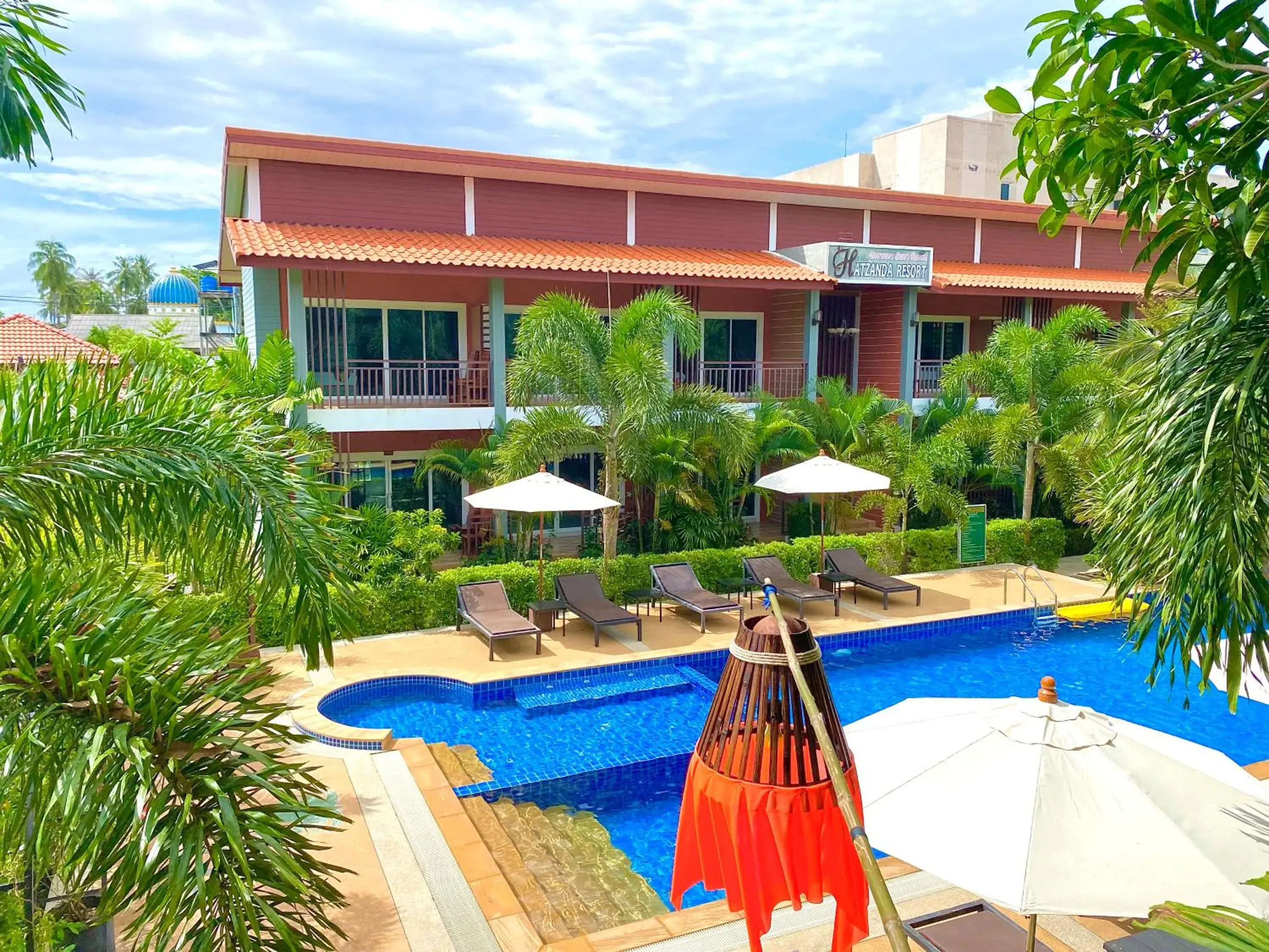 Property building, Pool View in Hatzanda Lanta Resort - SHA Extra Plus