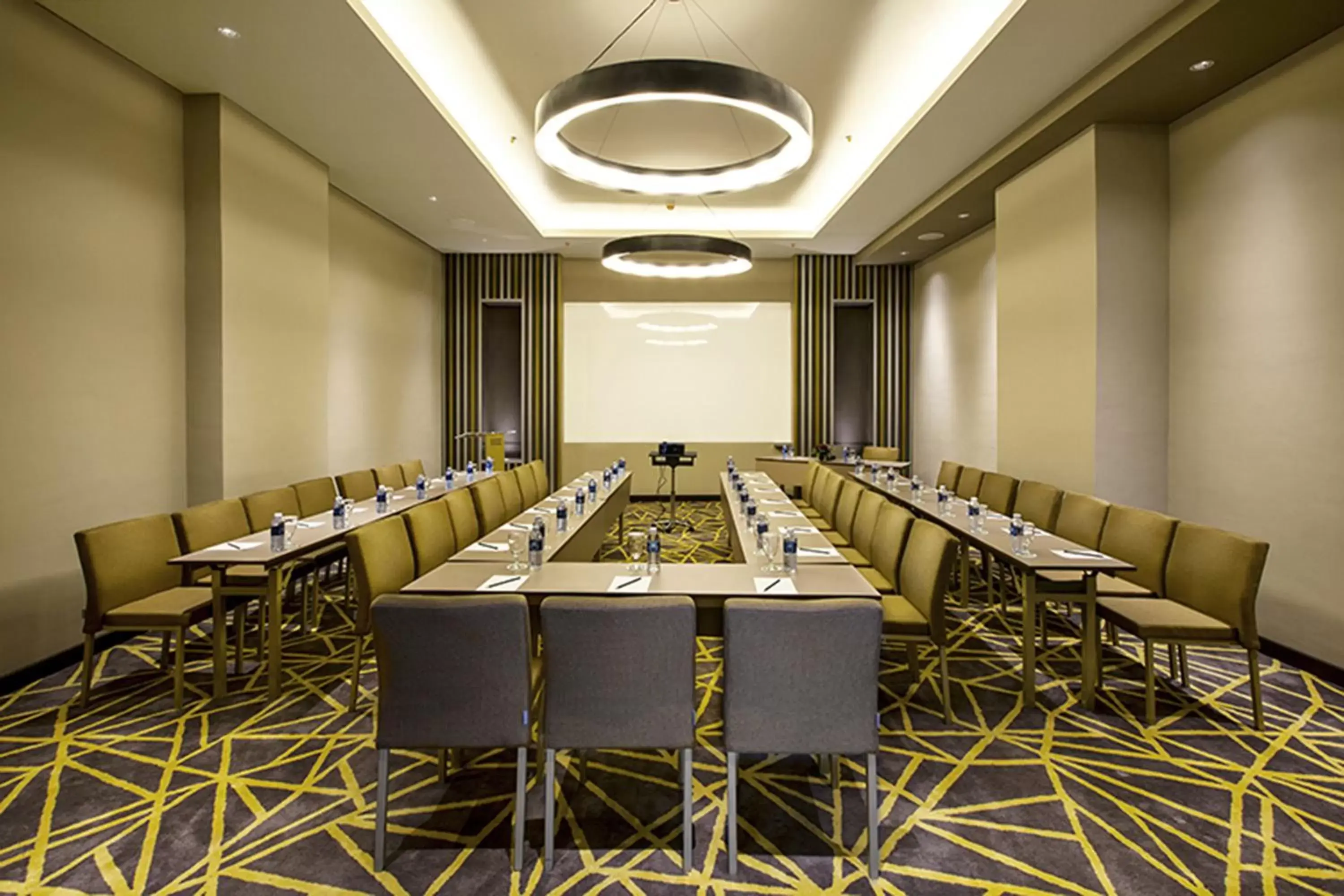 Meeting/conference room in AONE Hotel