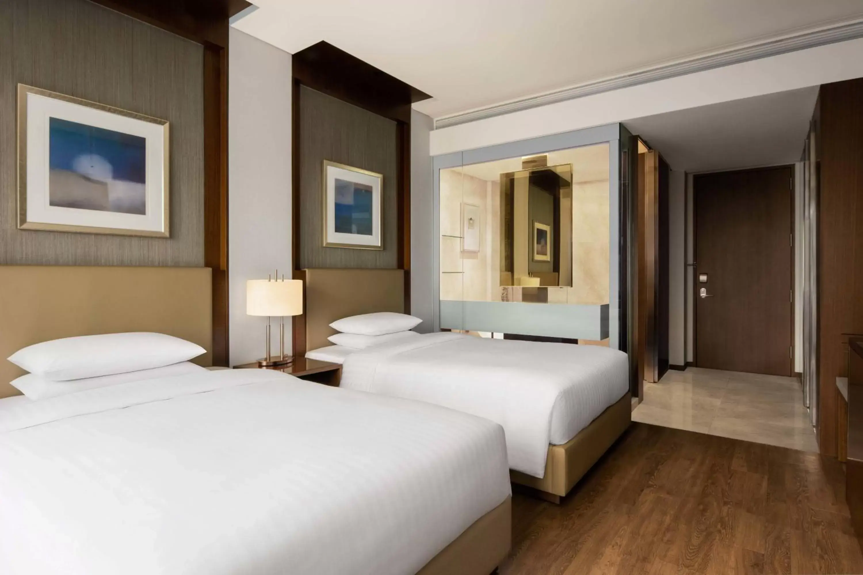 Photo of the whole room, Bed in Courtyard By Marriott Seoul Times Square