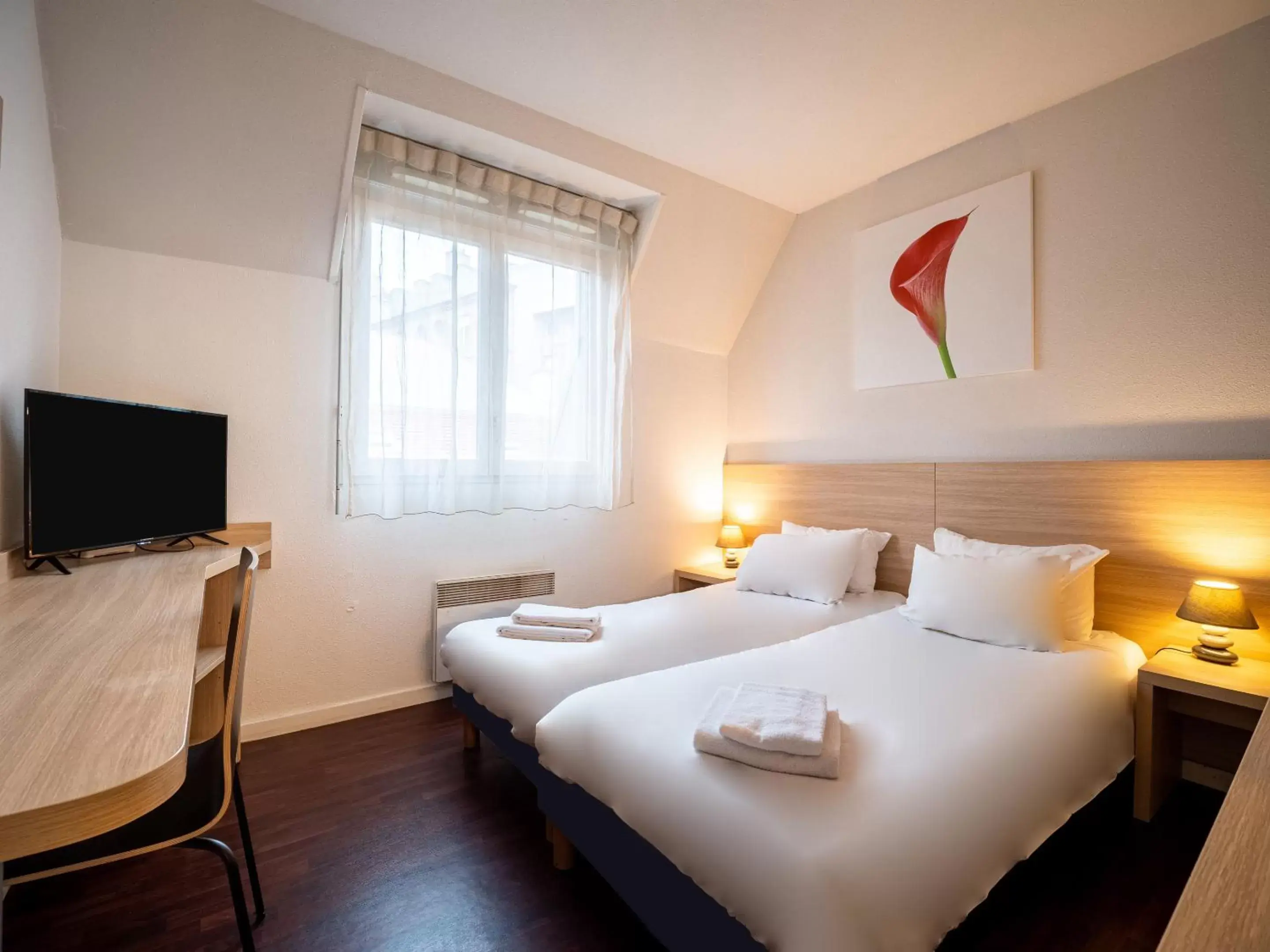 Bed in Residhotel St Etienne Centre Bed in Residhotel St Etienne Centre