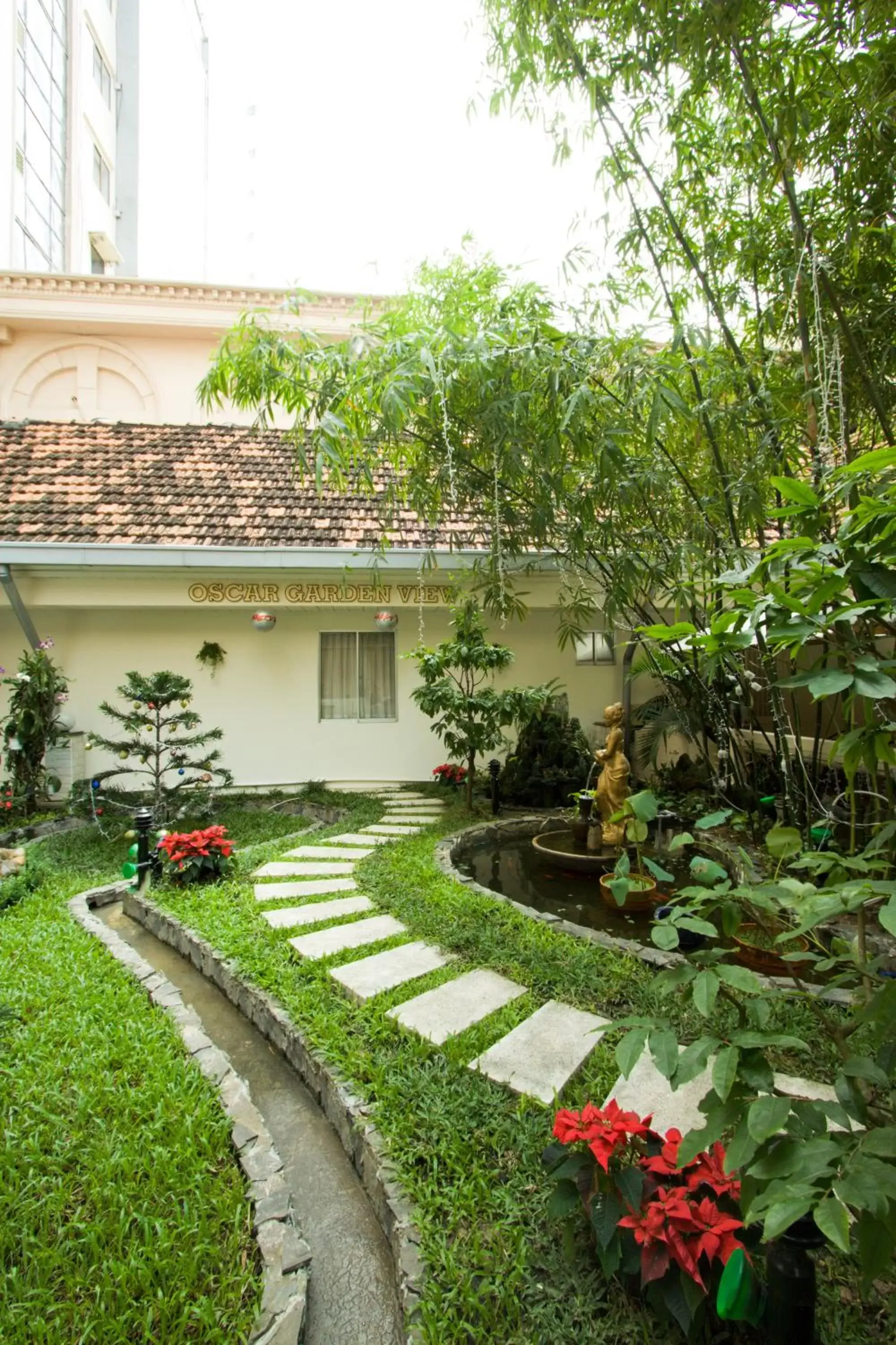 Garden, Property Building in Oscar Saigon Hotel