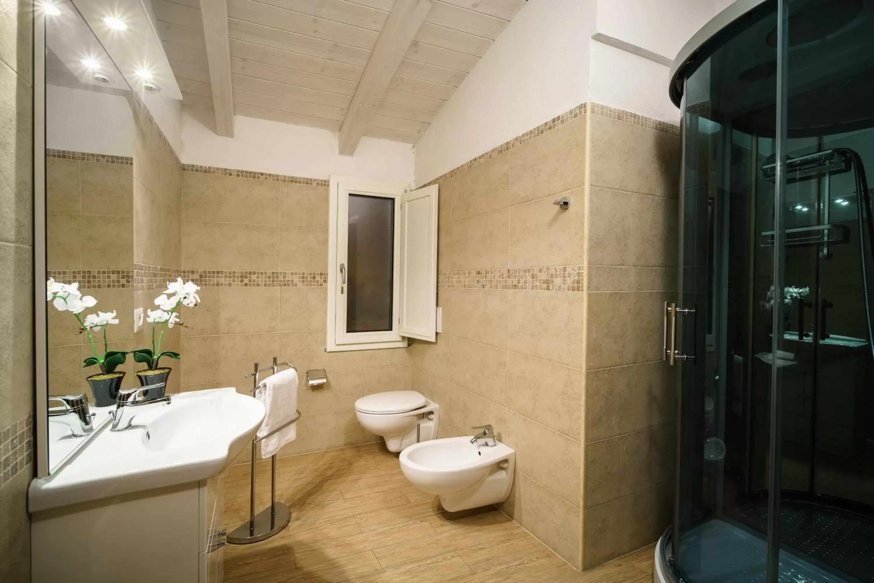 Shower, Bathroom in B&B Armony Bono