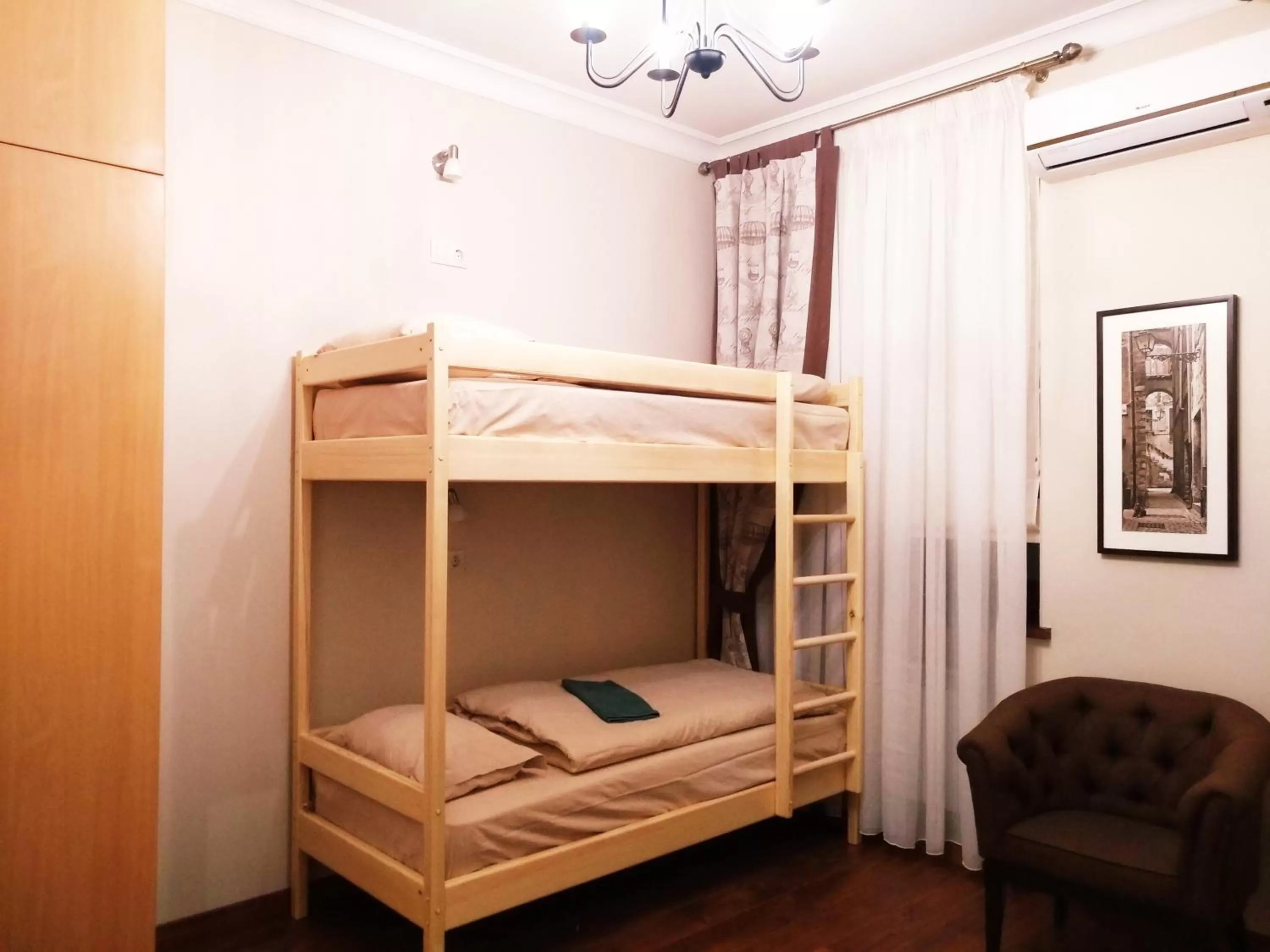 bunk bed, Bed in Belokorichi