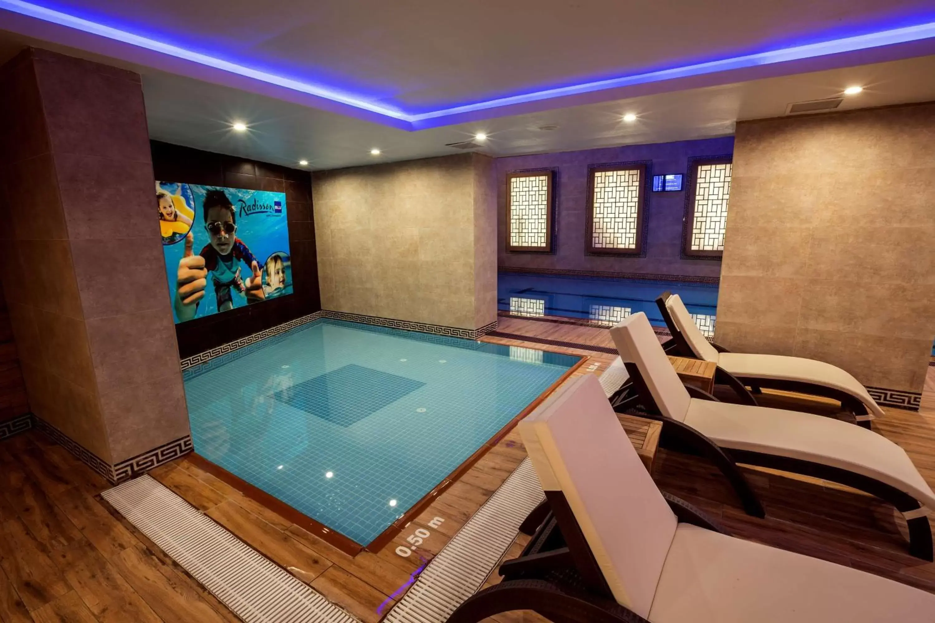 Spa and wellness centre/facilities, Swimming Pool in Radisson Blu Hotel, Diyarbakir