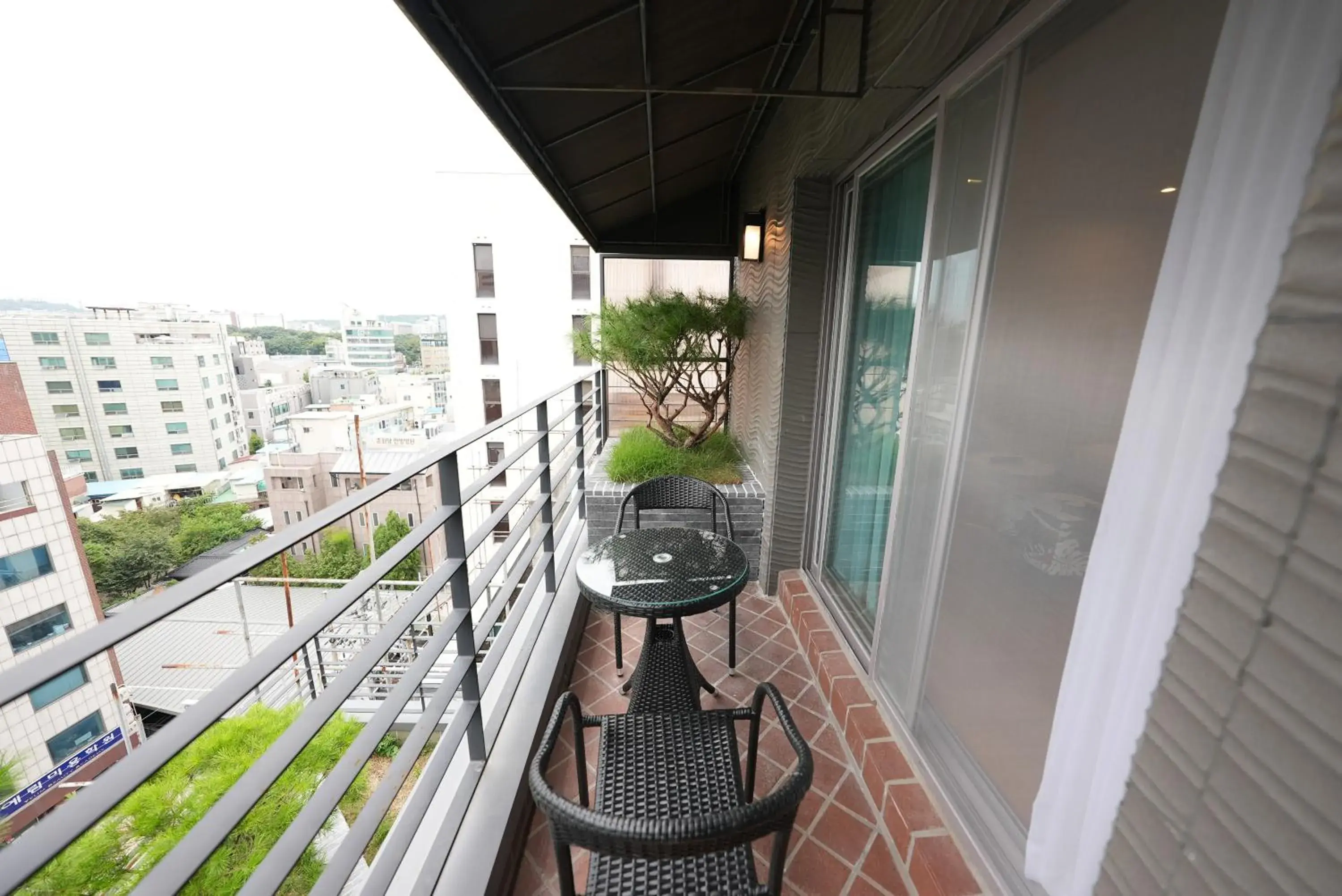 Property building, Balcony/Terrace in Jongno Amare Hotel