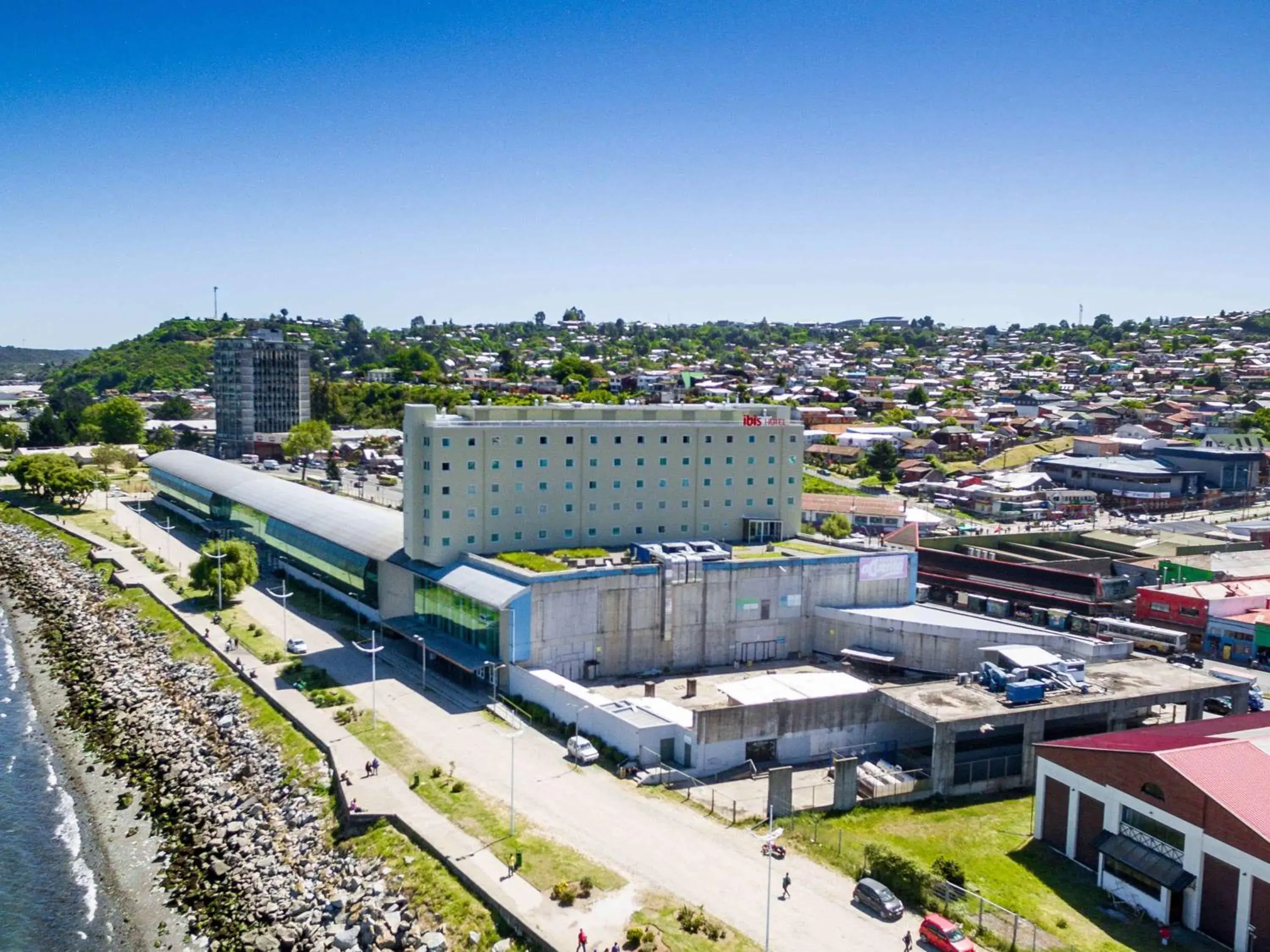 Property building, Bird's-eye View in ibis Puerto Montt