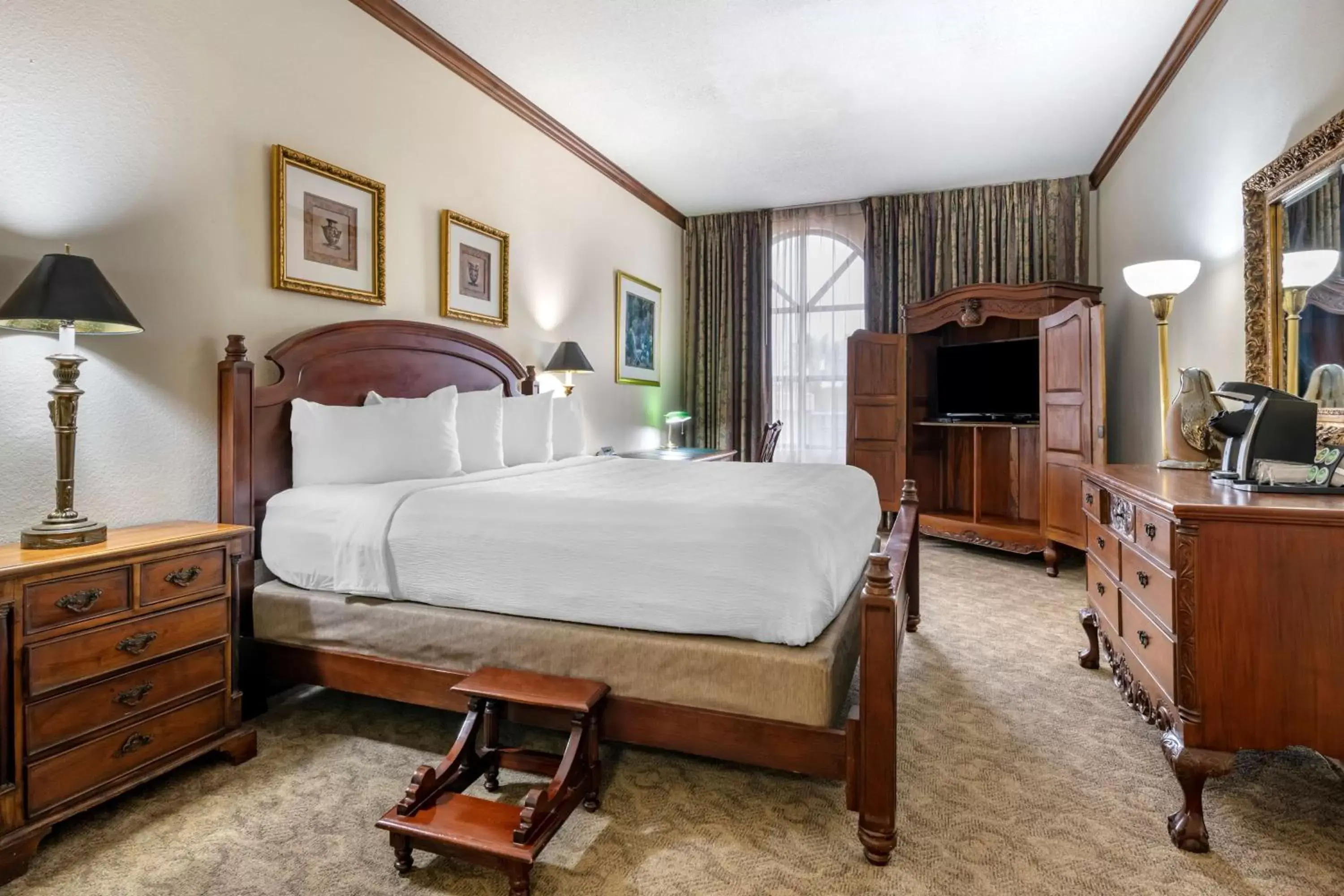 Bedroom, Bed in Best Western Gateway Grand