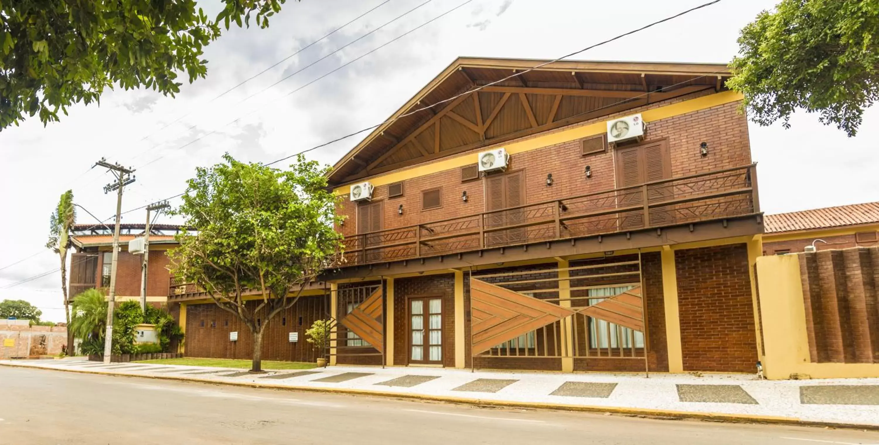 Property Building in Hotel Pirá Miúna