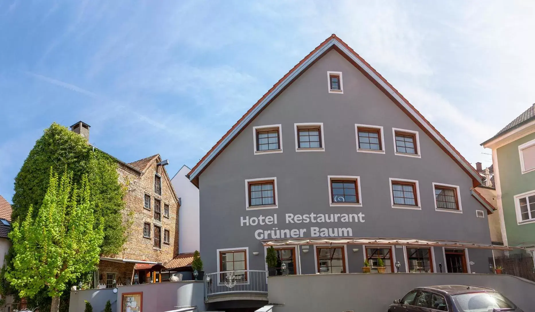 Property building in Hotel Restaurant Grüner Baum und Altes Tor