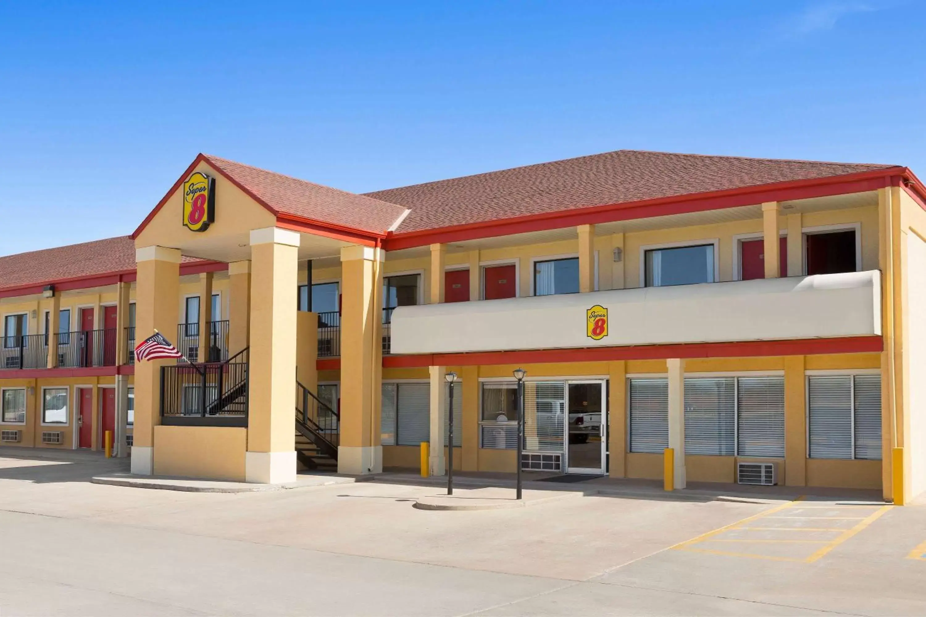 Property building in Super 8 by Wyndham Woodward Property building in Super 8 by Wyndham Woodward