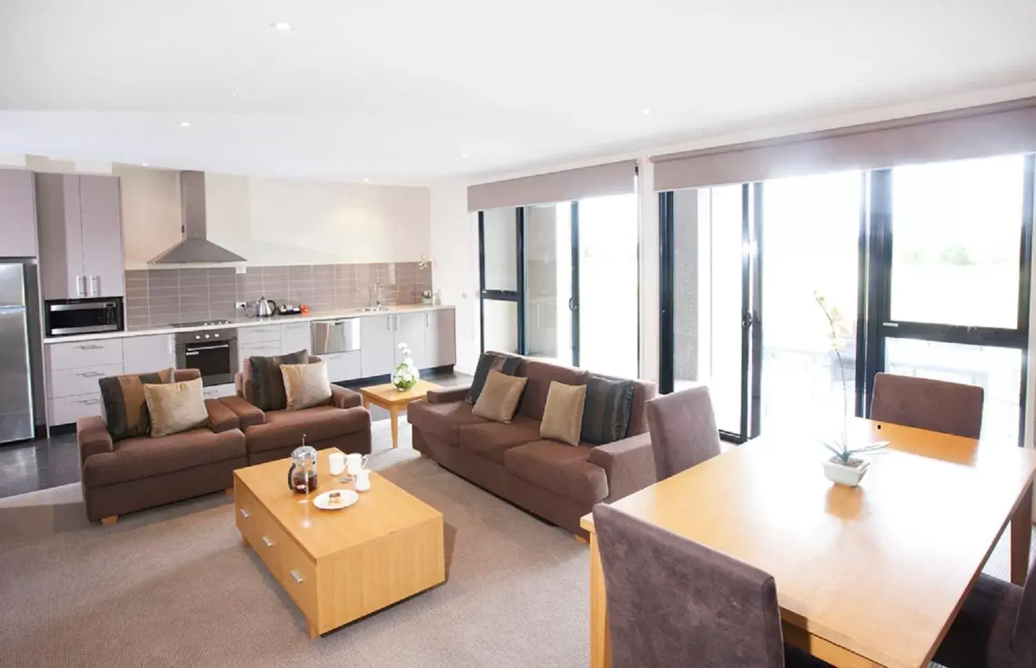 Kitchen or kitchenette, Seating Area in Barwon Heads Resort