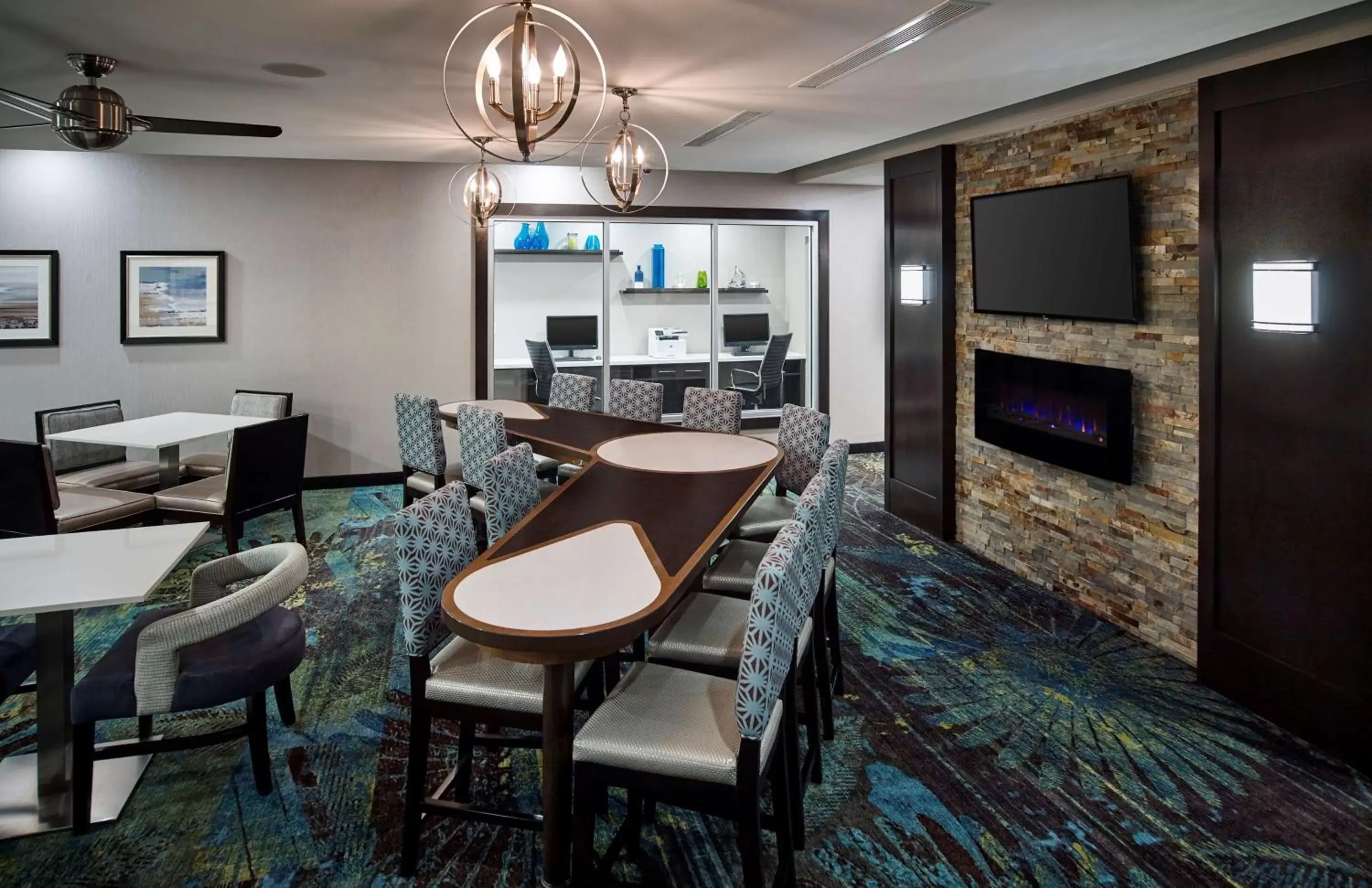 Restaurant/places to eat, Lounge/Bar in Homewood Suites By Hilton North Bay