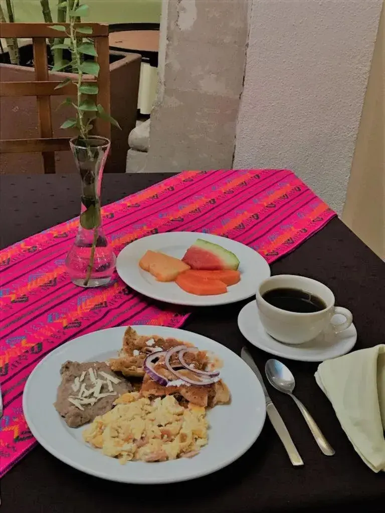 Breakfast in Hostal de La Monja