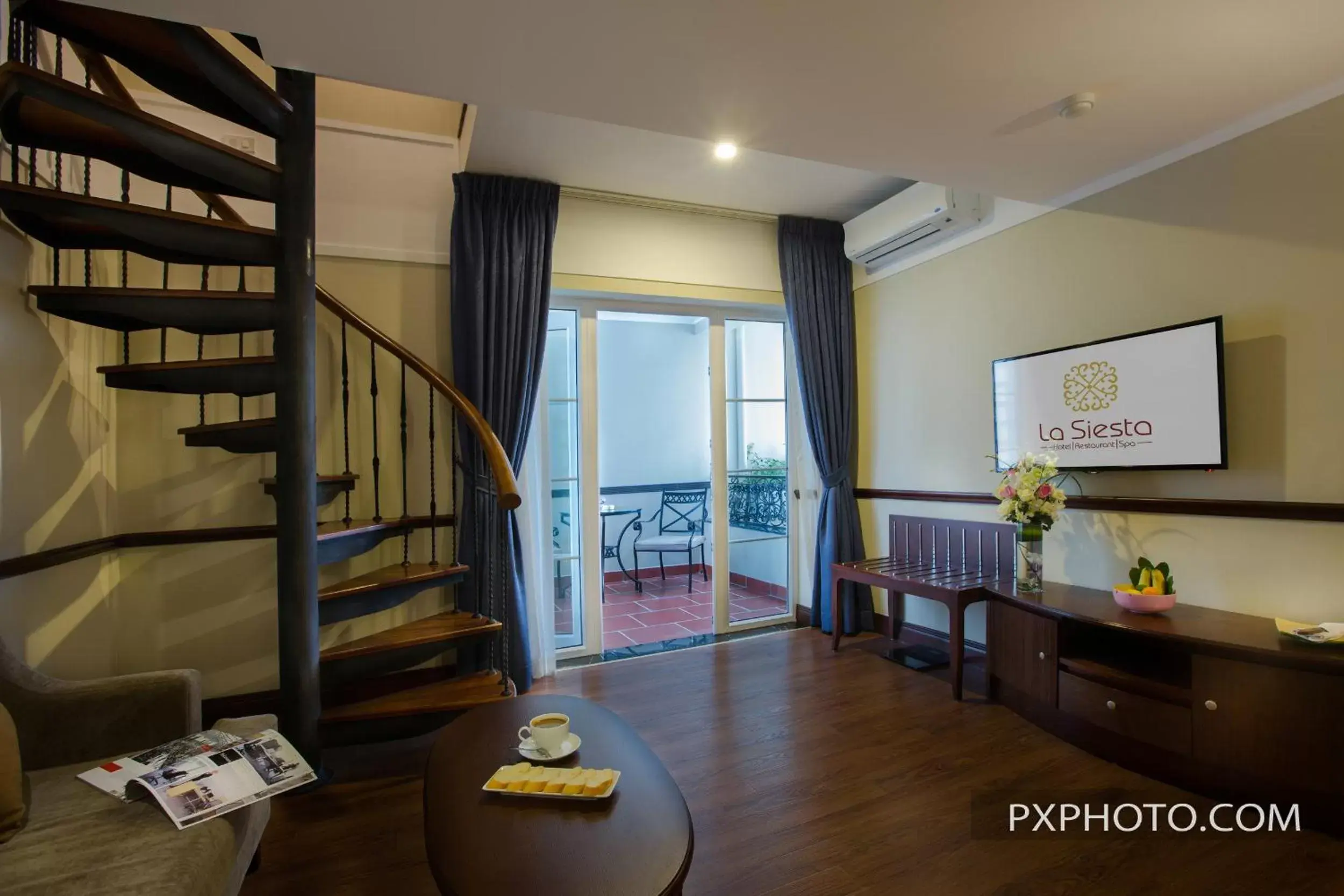 Living room, View in Hanoi La Siesta Hotel & Spa