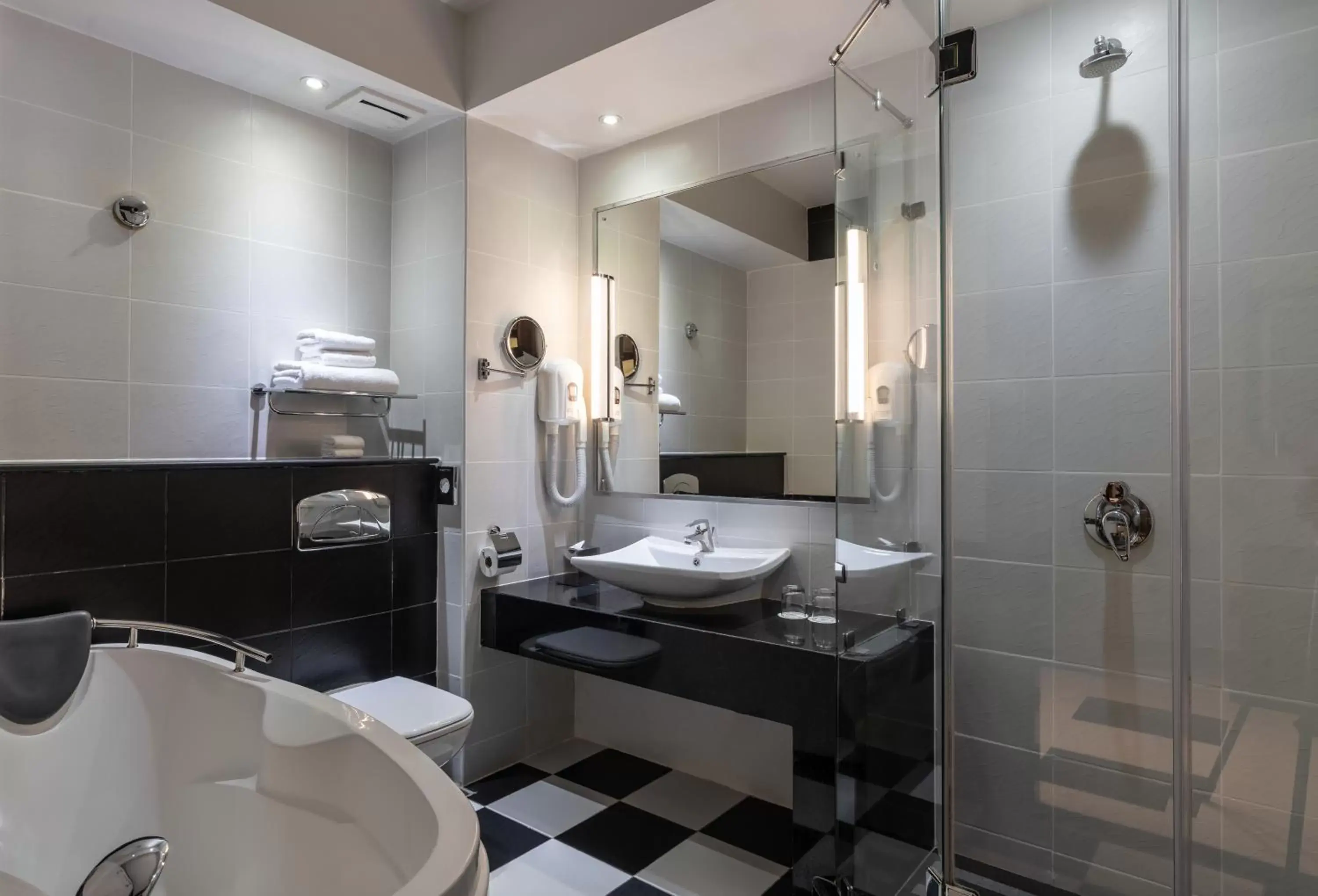 Shower, Bathroom in Radisson Blu Hotel Lusaka