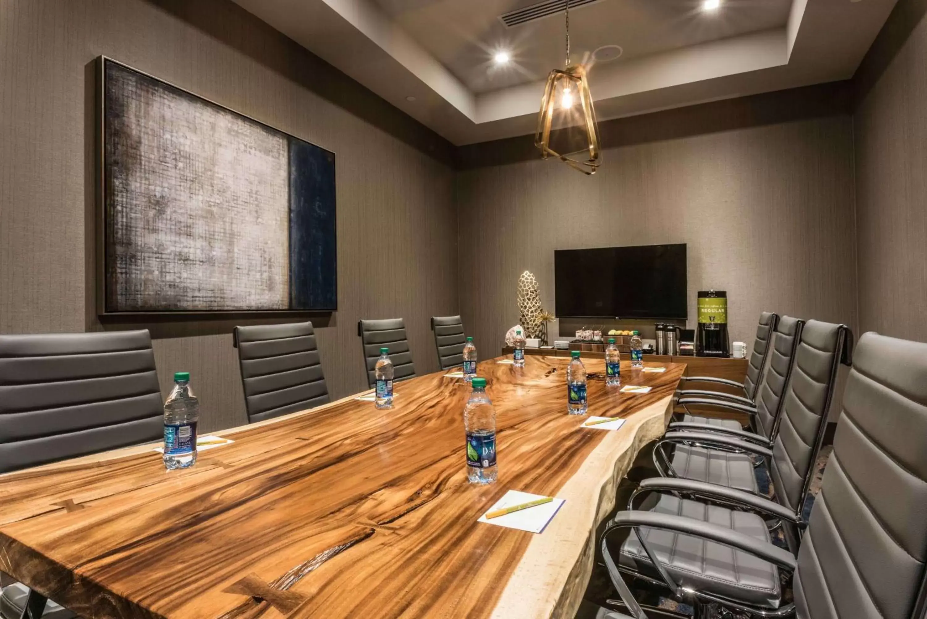 Meeting/conference room in Hilton Garden Inn Foxborough Patriot Place