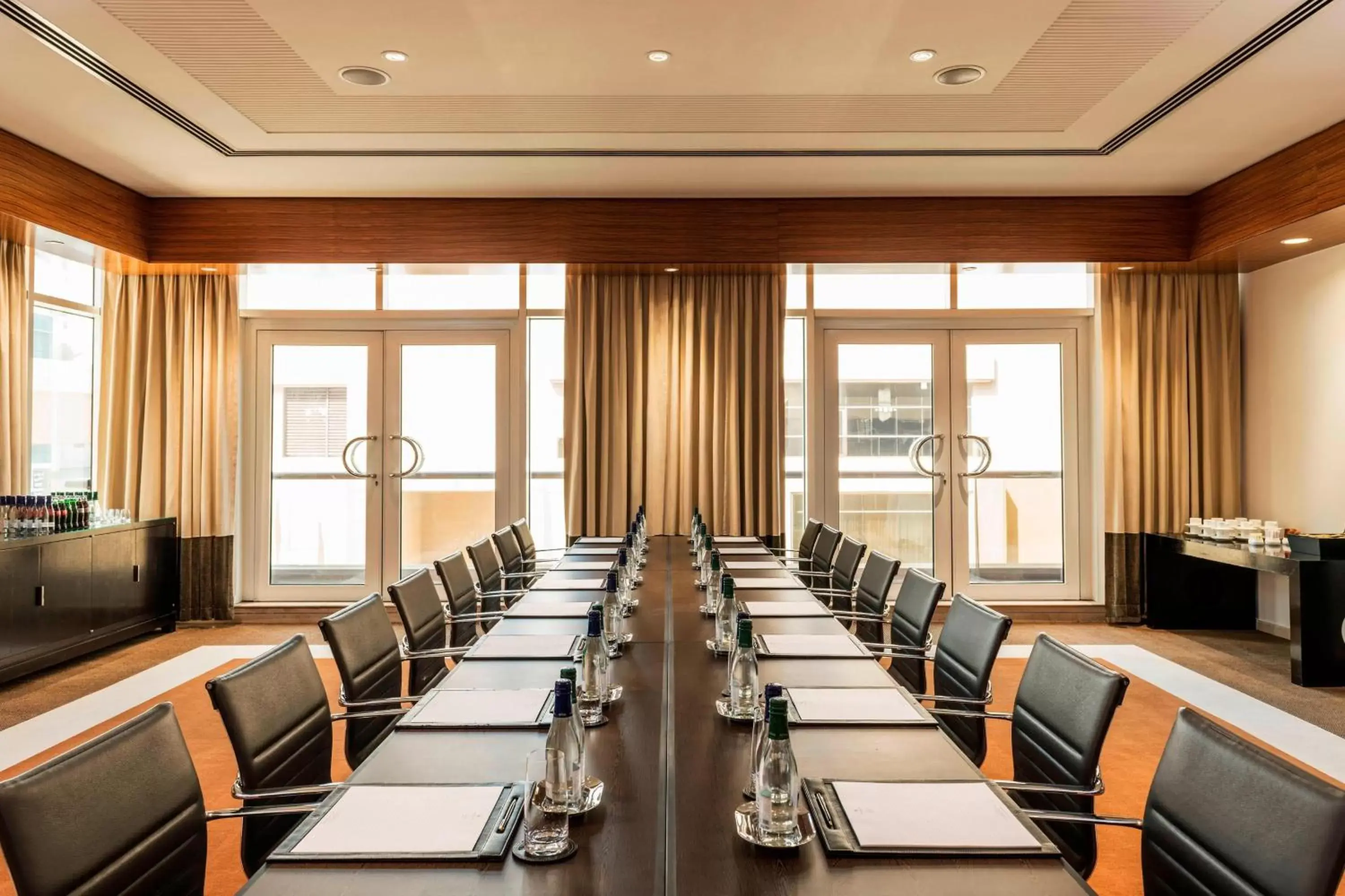 Meeting/conference room in Grosvenor House, a Luxury Collection Hotel, Dubai