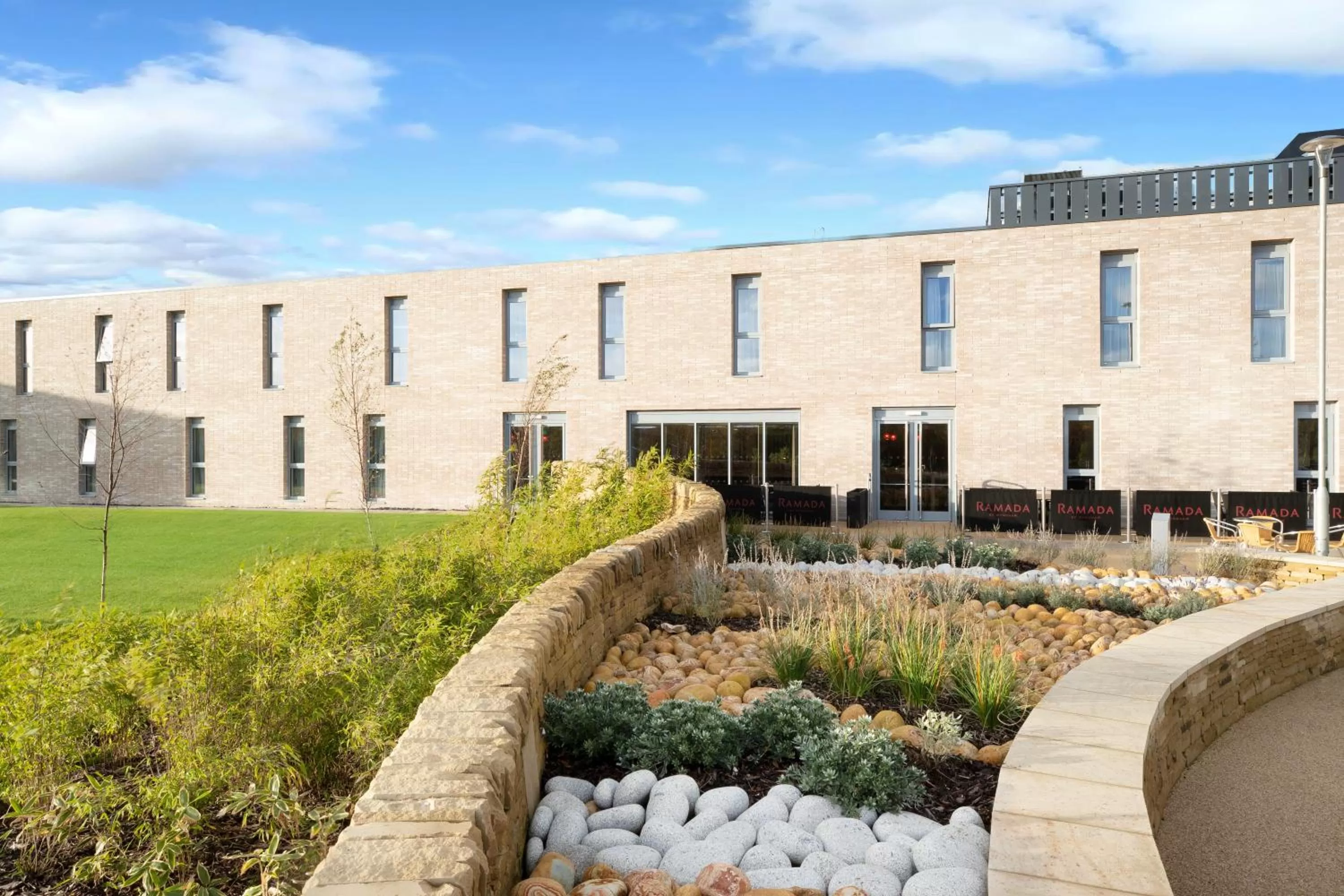 Garden in Ramada by Wyndham Leeds East