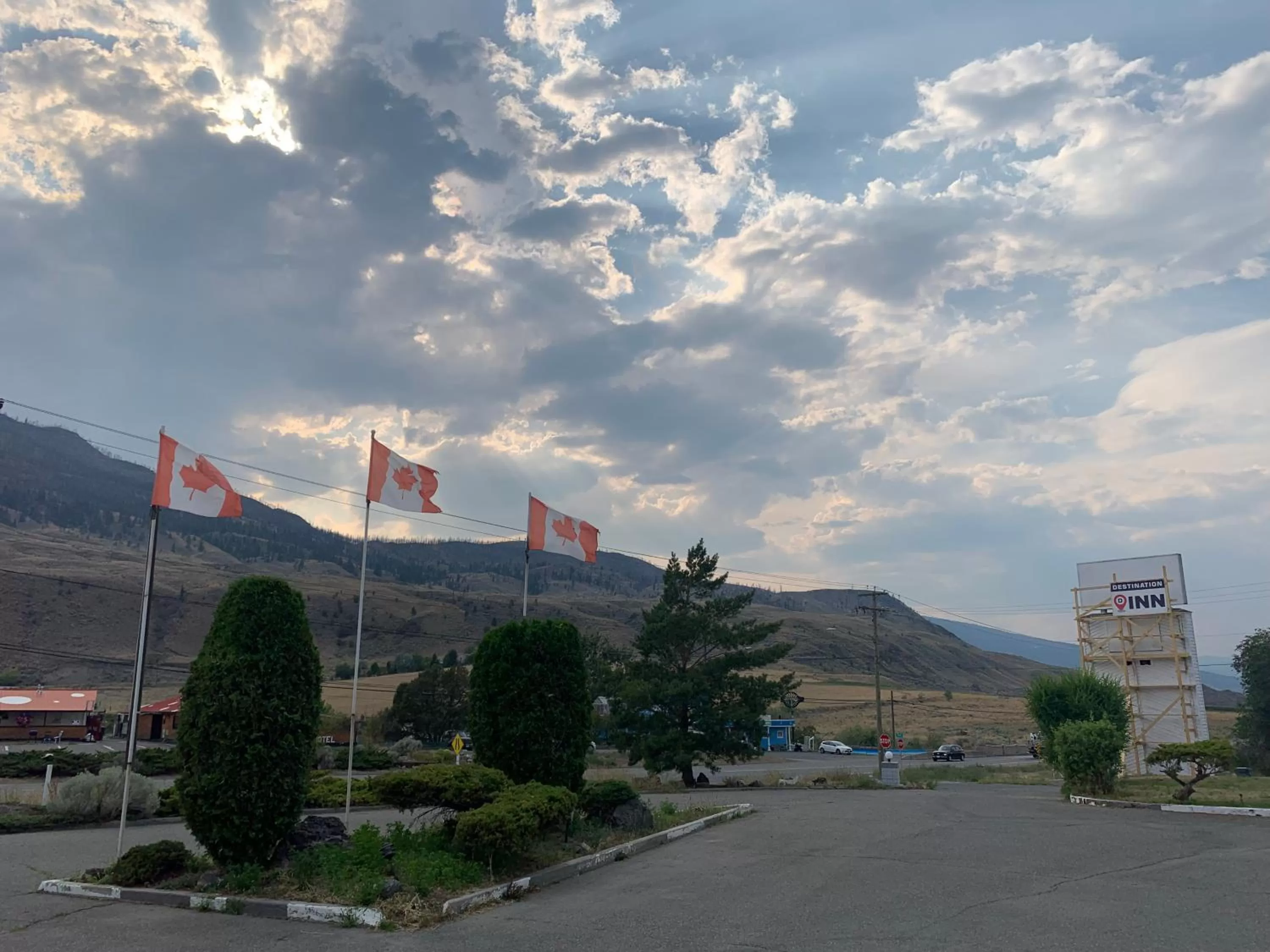 Mountain view in Destination Inn Cache Creek