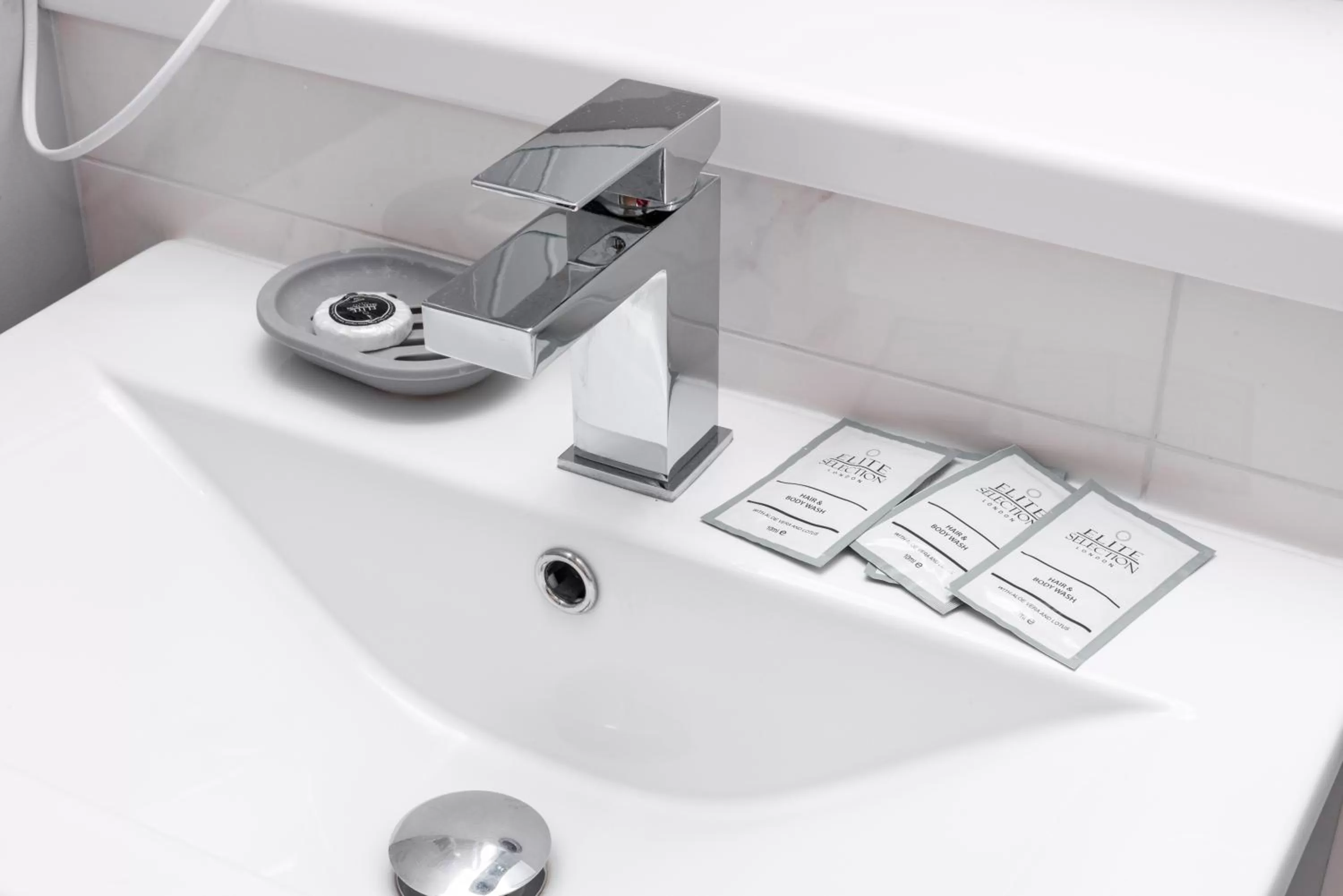 Bathroom in Gainsborough Hotel