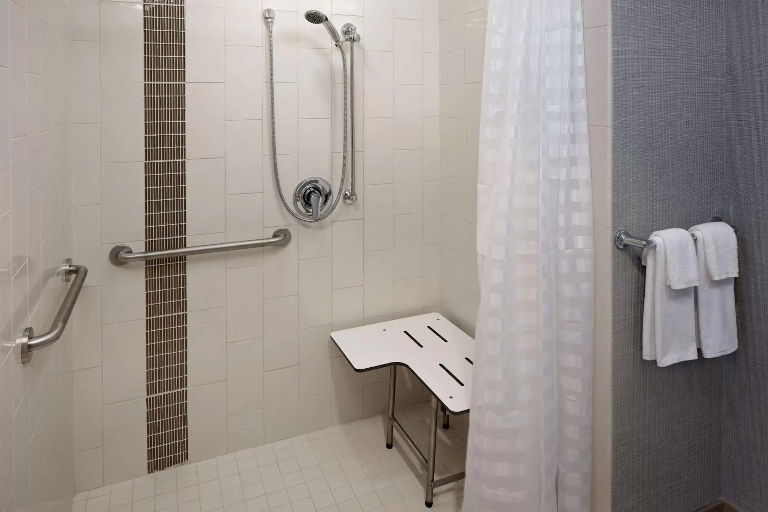 Bathroom in Hyatt Place Glendale/Los Angeles Bathroom in Hyatt Place Glendale/Los Angeles