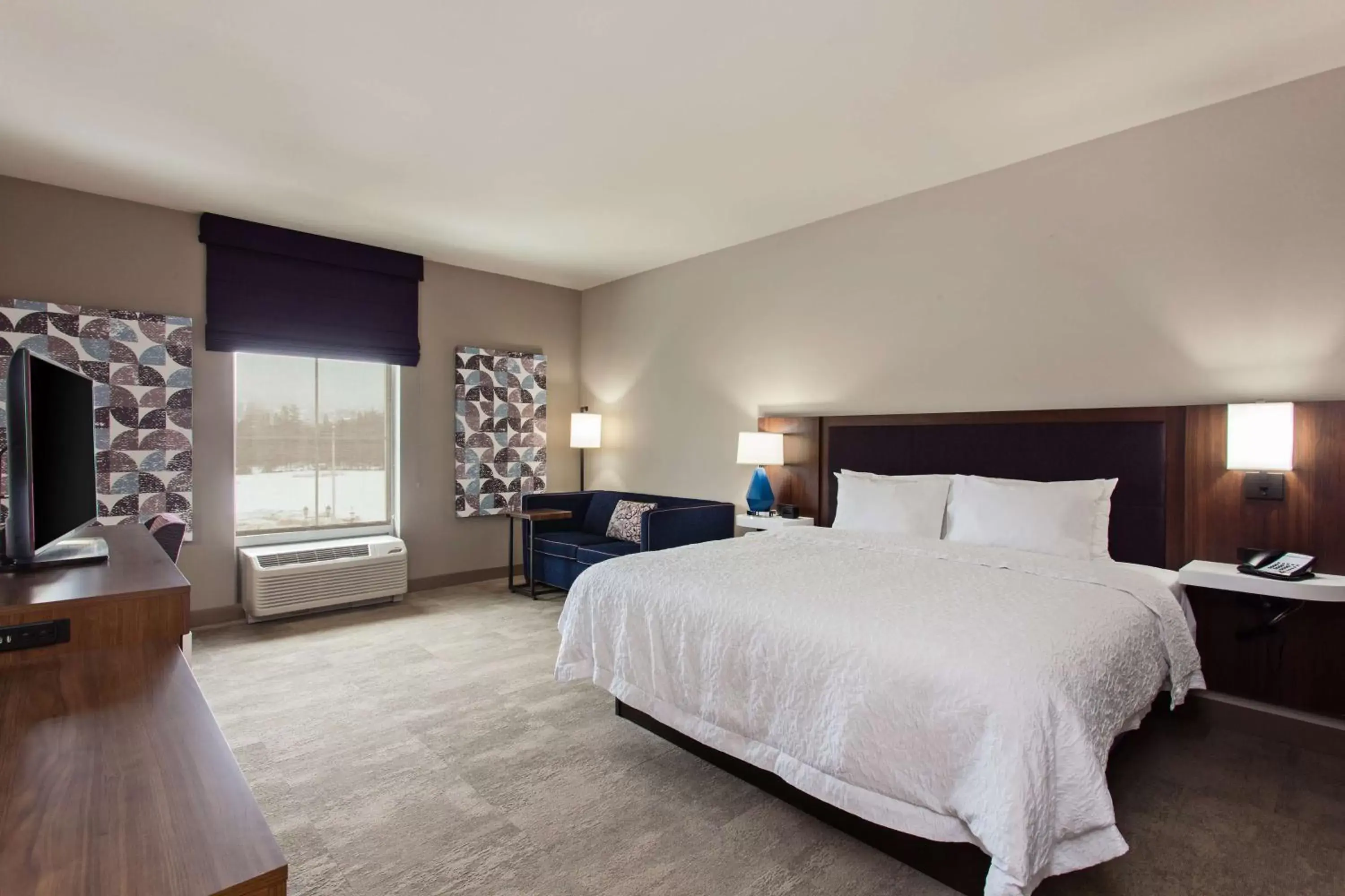 Bedroom in Hampton Inn & Suites Leavenworth