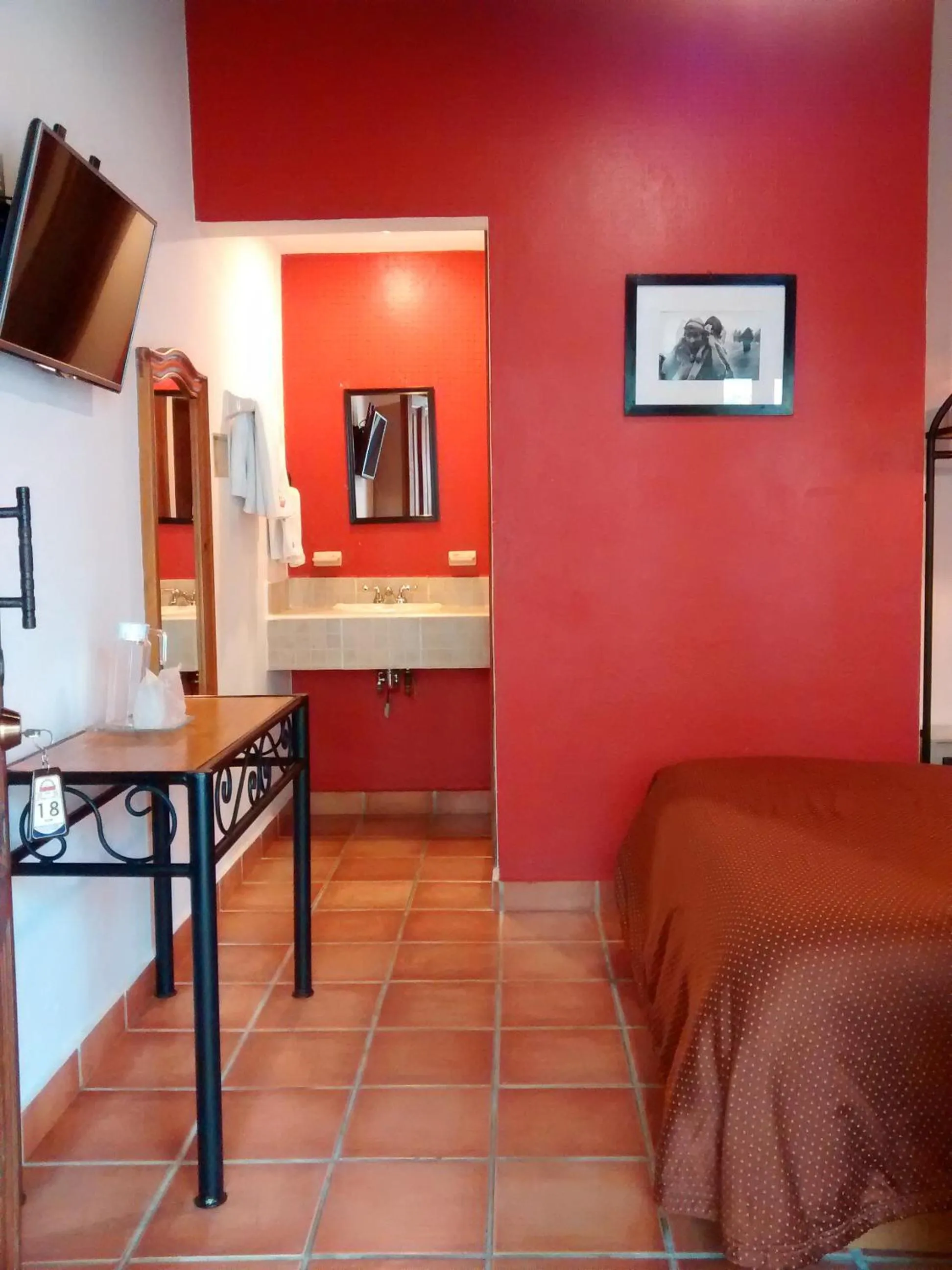 Inner courtyard view, Bed in Hotel Casa Margarita