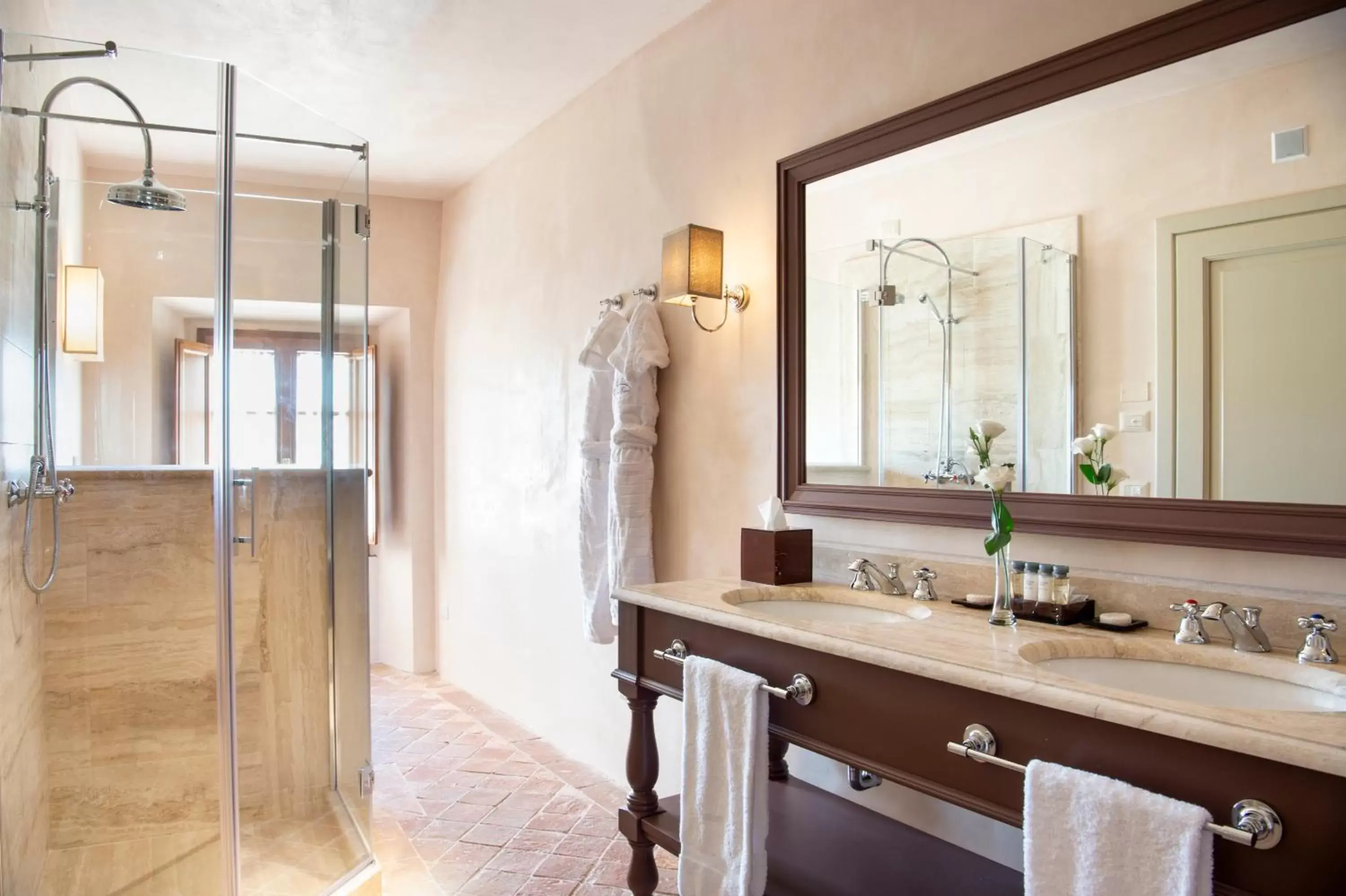Bathroom in VIESCA Suites & Villas Il Borro Toscana