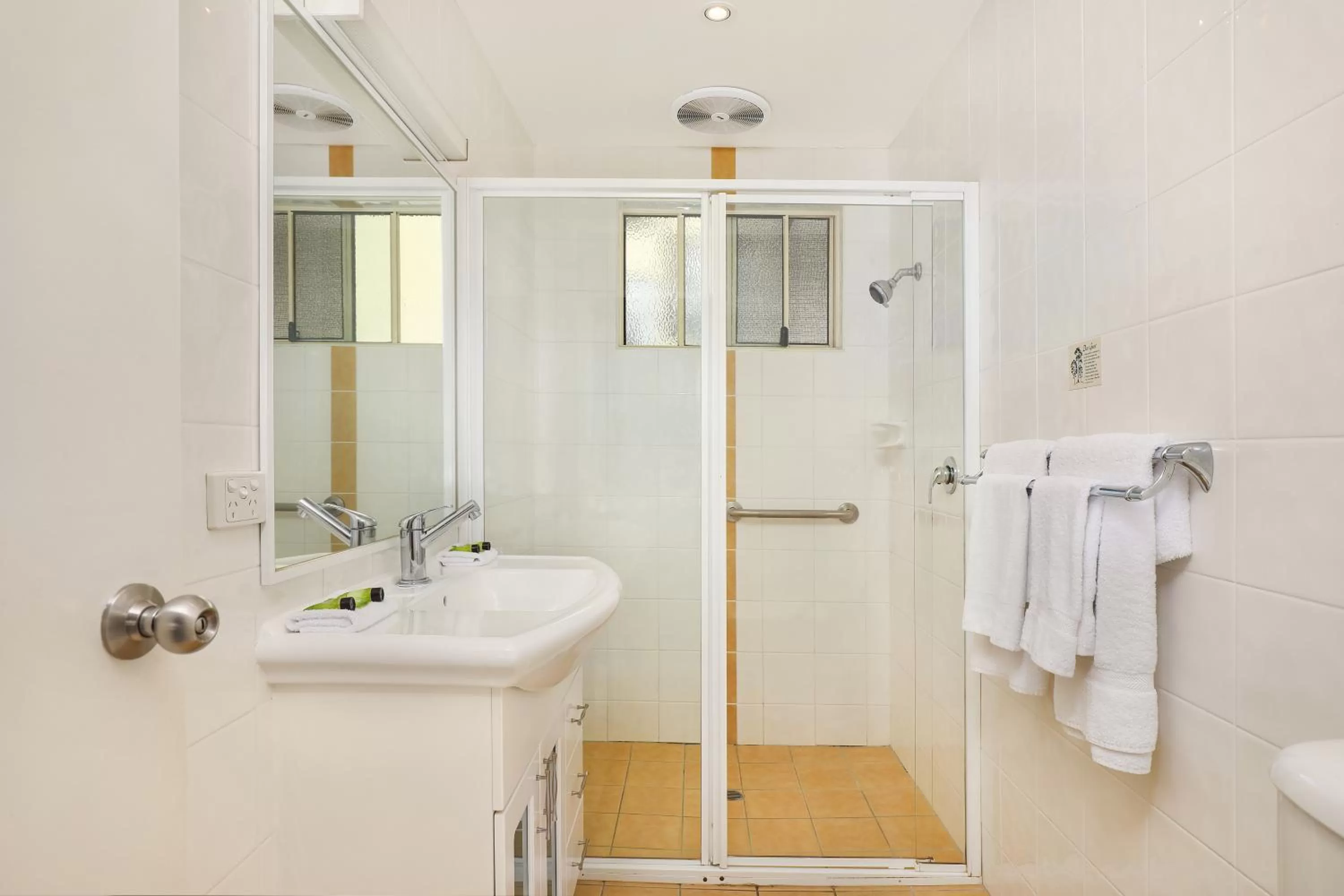 Shower in Caboolture Riverlakes Boutique Motel