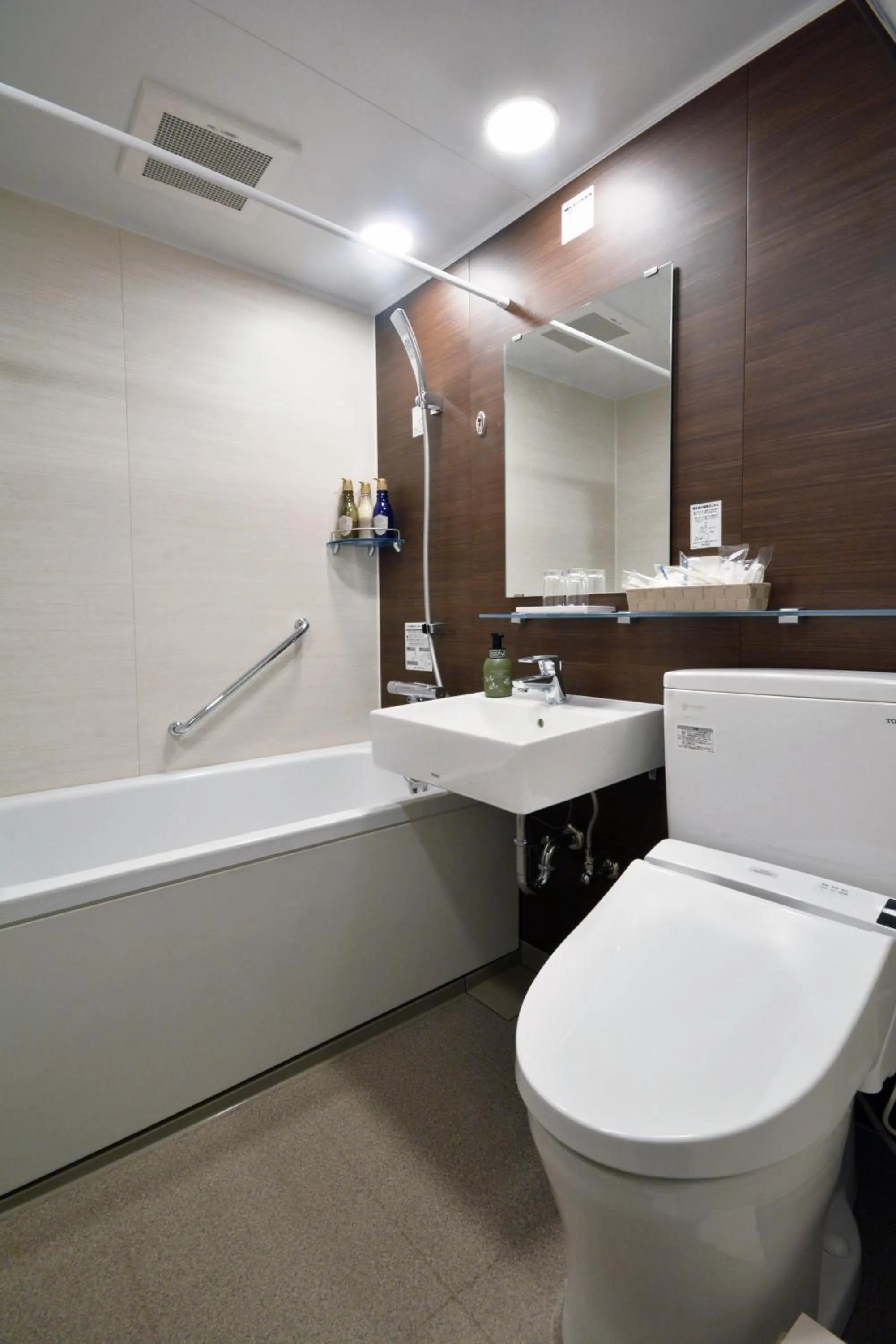 Bathroom in Rembrandt Style Tokyo Nishikasai Grande