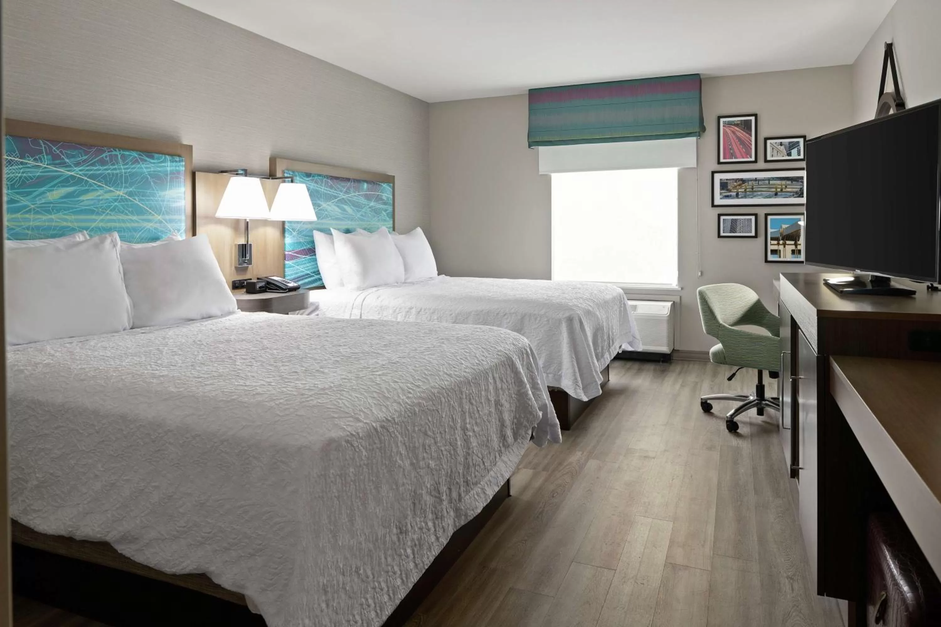 Bedroom, Bed in Hampton Inn & Suites Cranberry Township/Mars