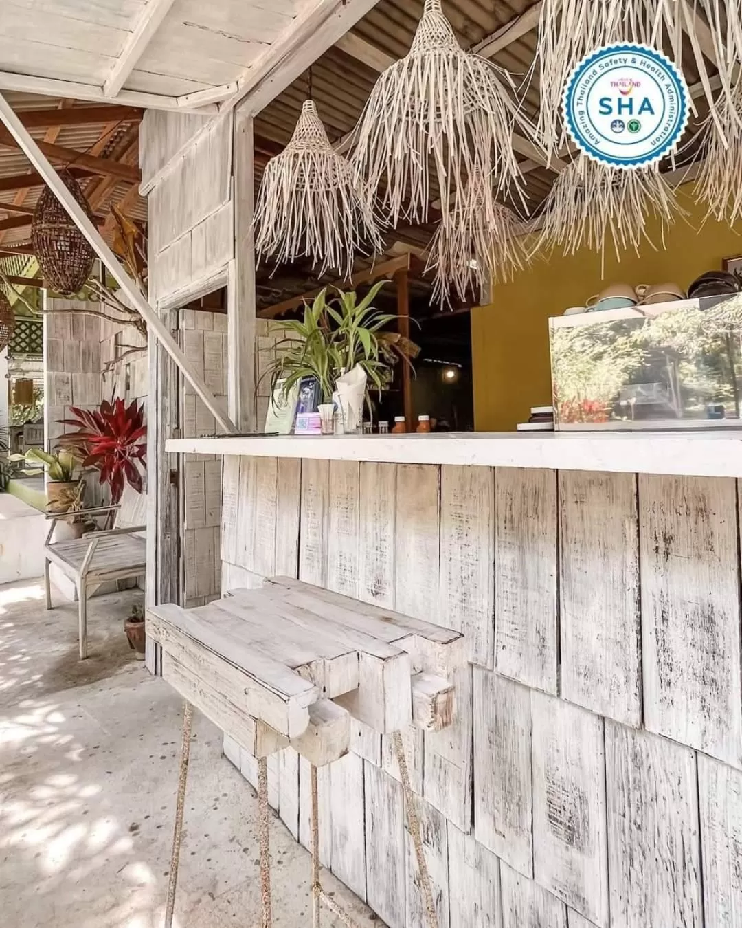 Restaurant/places to eat in Baan Bua Cottage SHA EXTRA PLUS B5510