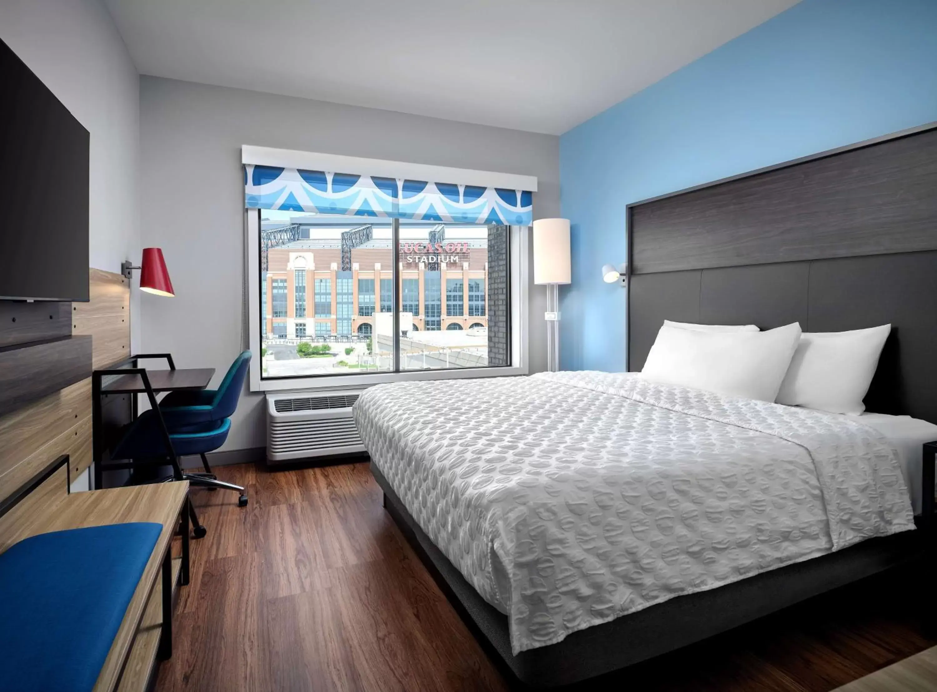 Bed in Tru By Hilton Indianapolis Downtown, In Bed in Tru By Hilton Indianapolis Downtown, In