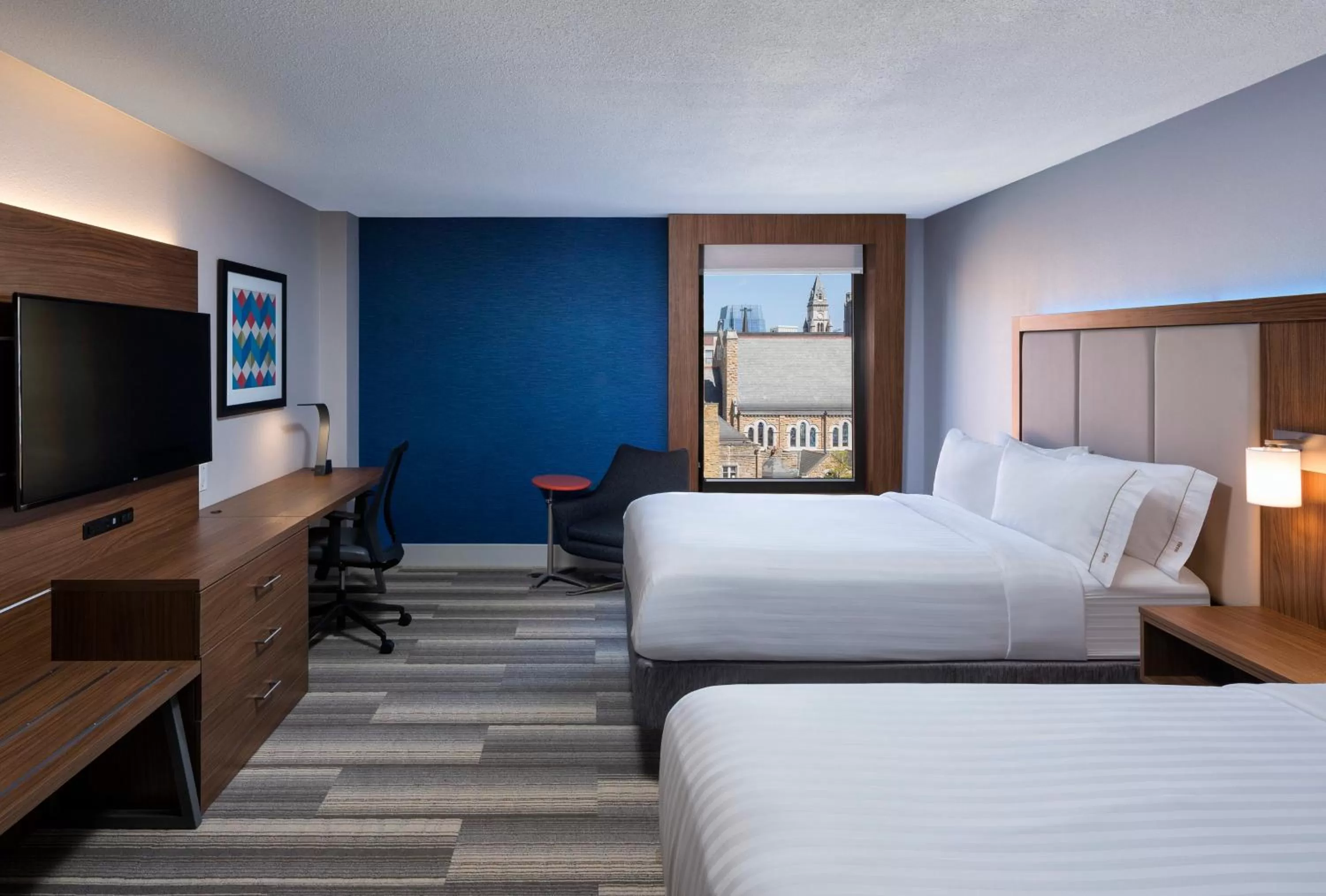 Photo of the whole room, Bed in Holiday Inn Express Nashville-Downtown - Broadway by IHG