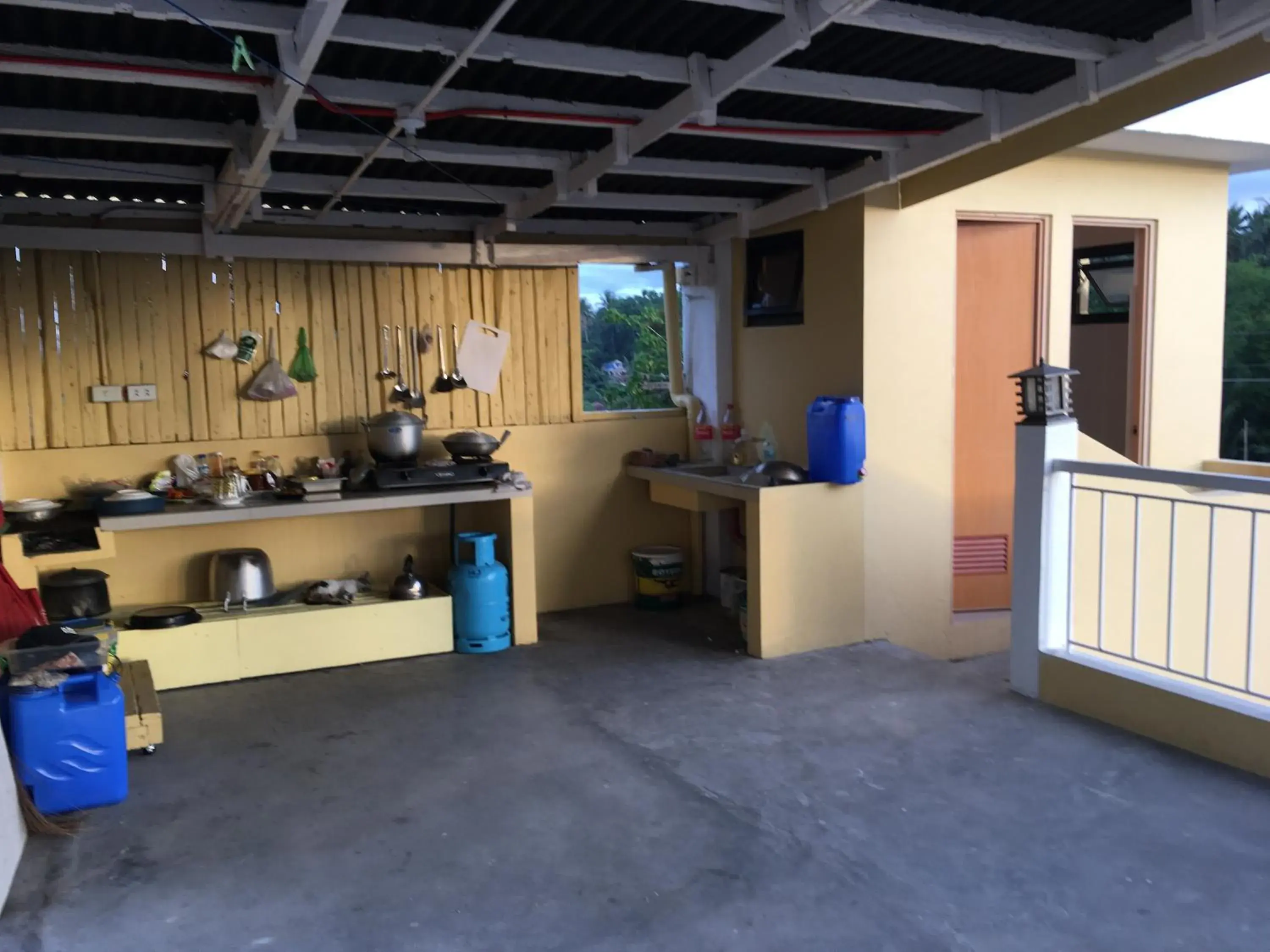 Communal kitchen in Mayon Lodging House