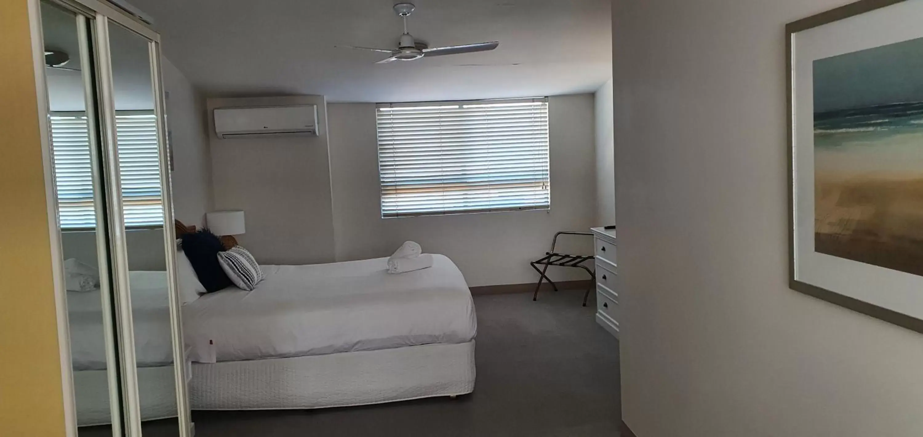 Bedroom, Seating Area in Nelson Bay Breeze