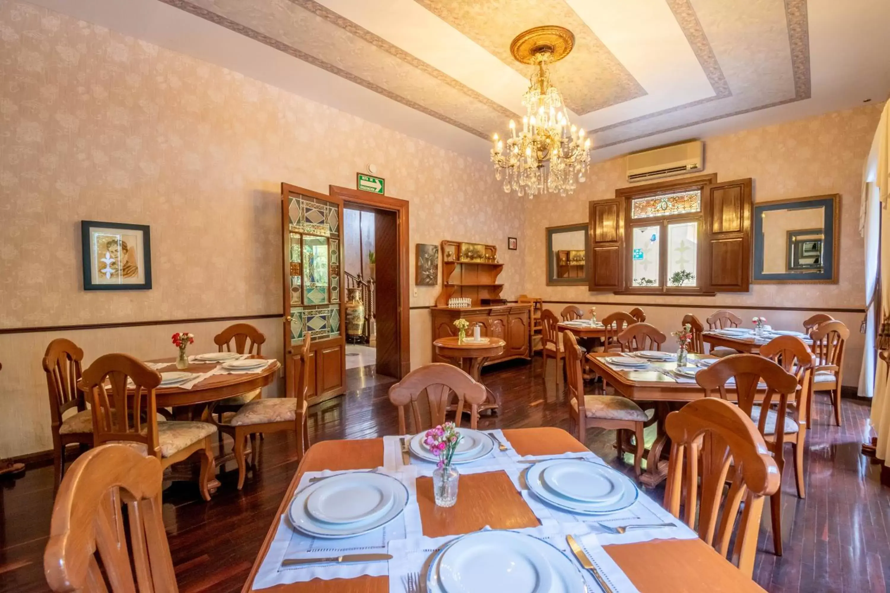 Restaurant/Places to Eat in Quinta Las Acacias Hotel Boutique