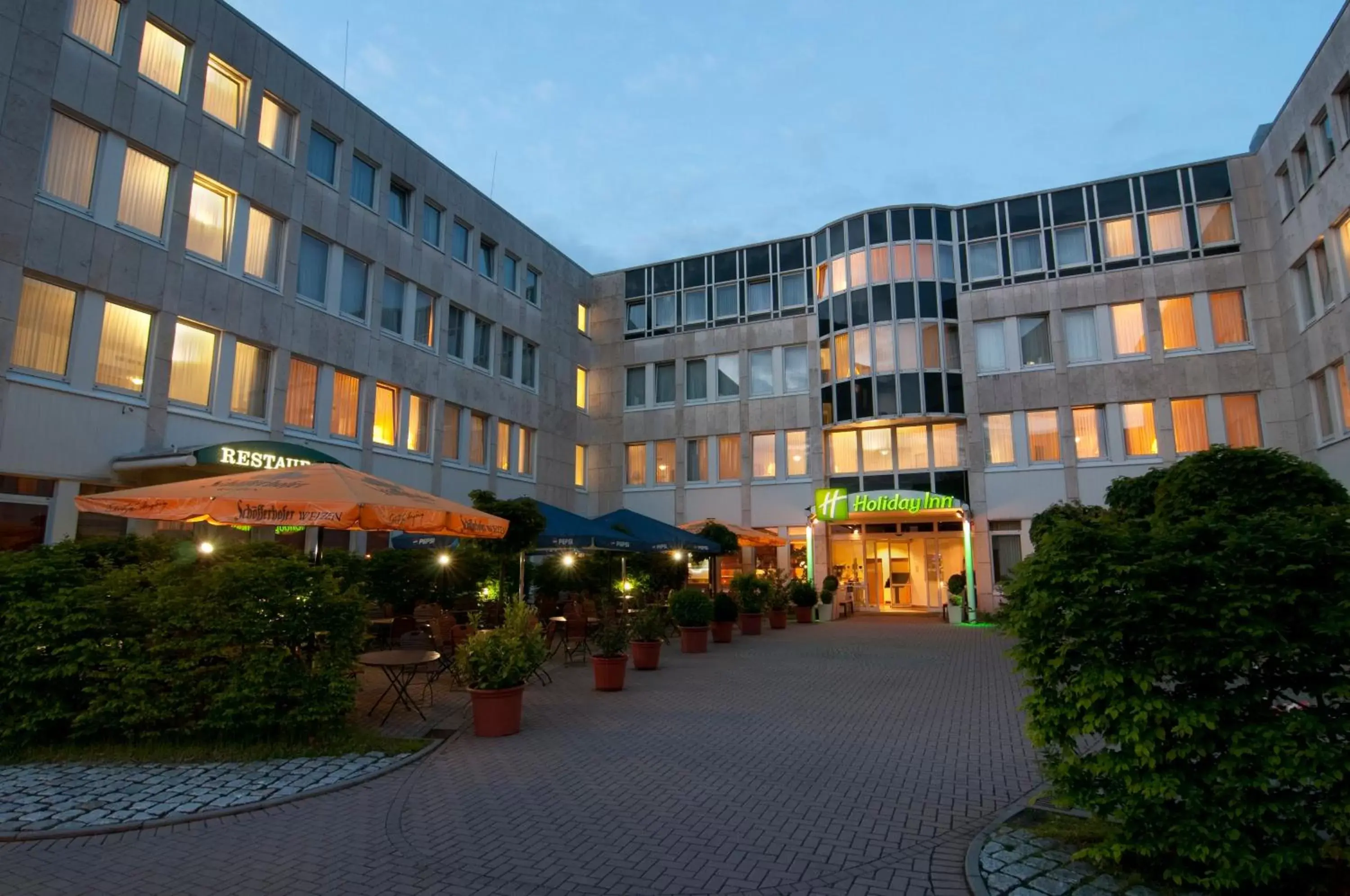 Property building in Holiday Inn Frankfurt Airport - Neu-Isenburg, an IHG Hotel